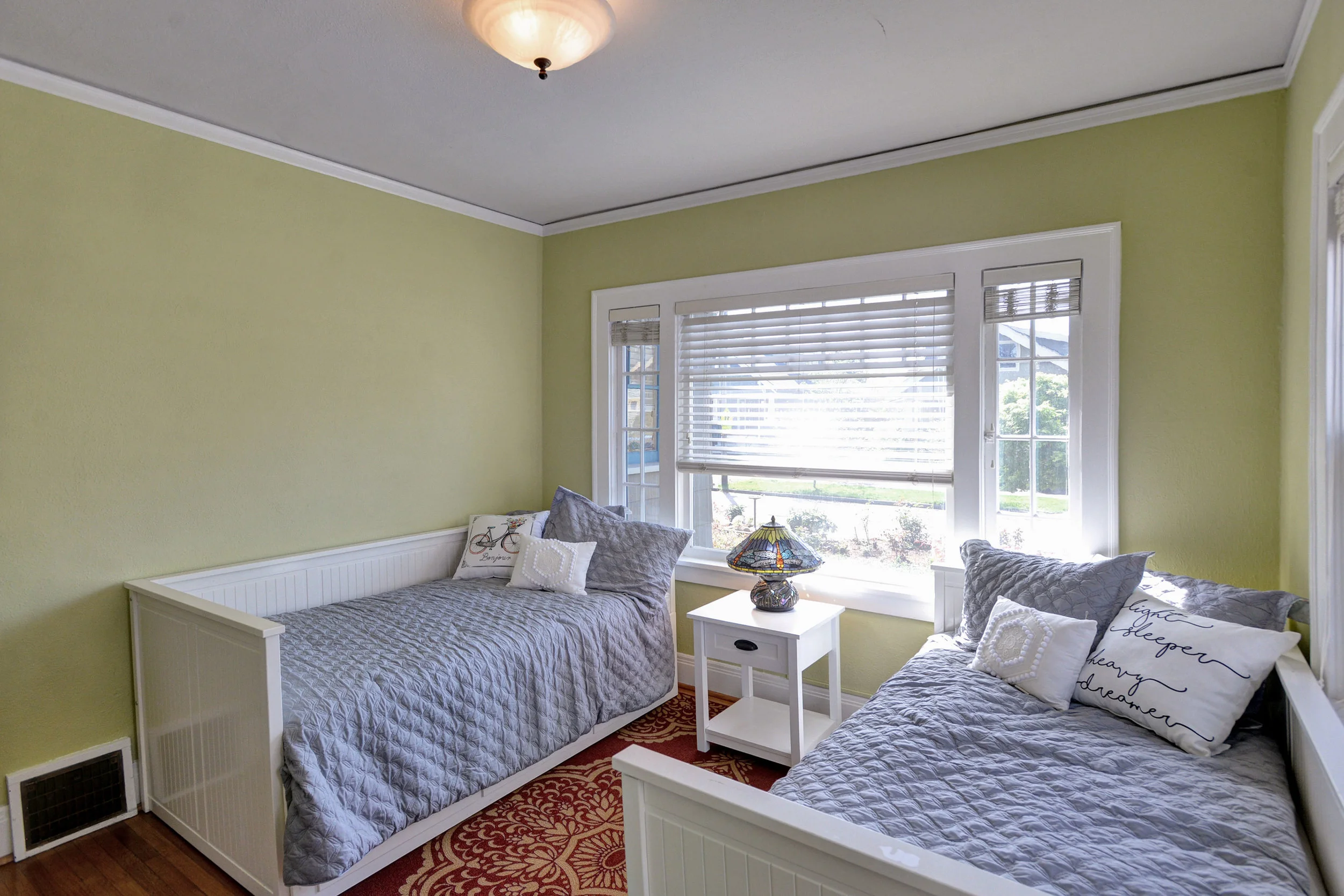 2934 NE 53rd Avenue - Portland- 15.jpg