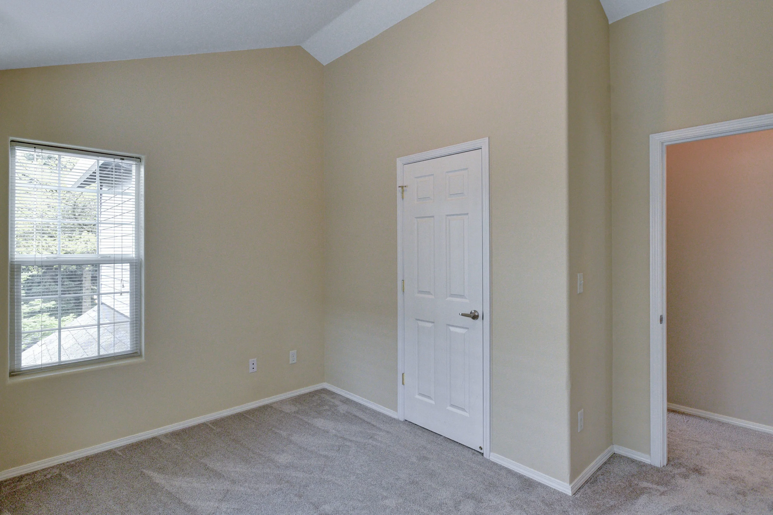 3833 NE Sumner St - Portland- 33.jpg