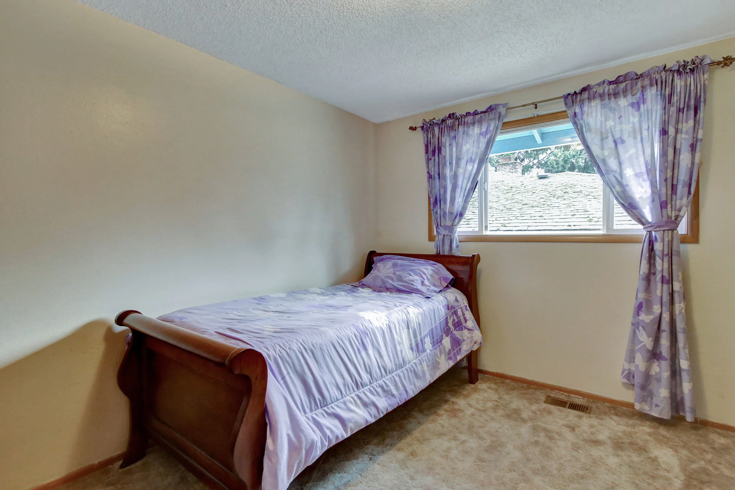 306 Northeast 169th Avenue - Portland- 19.jpg