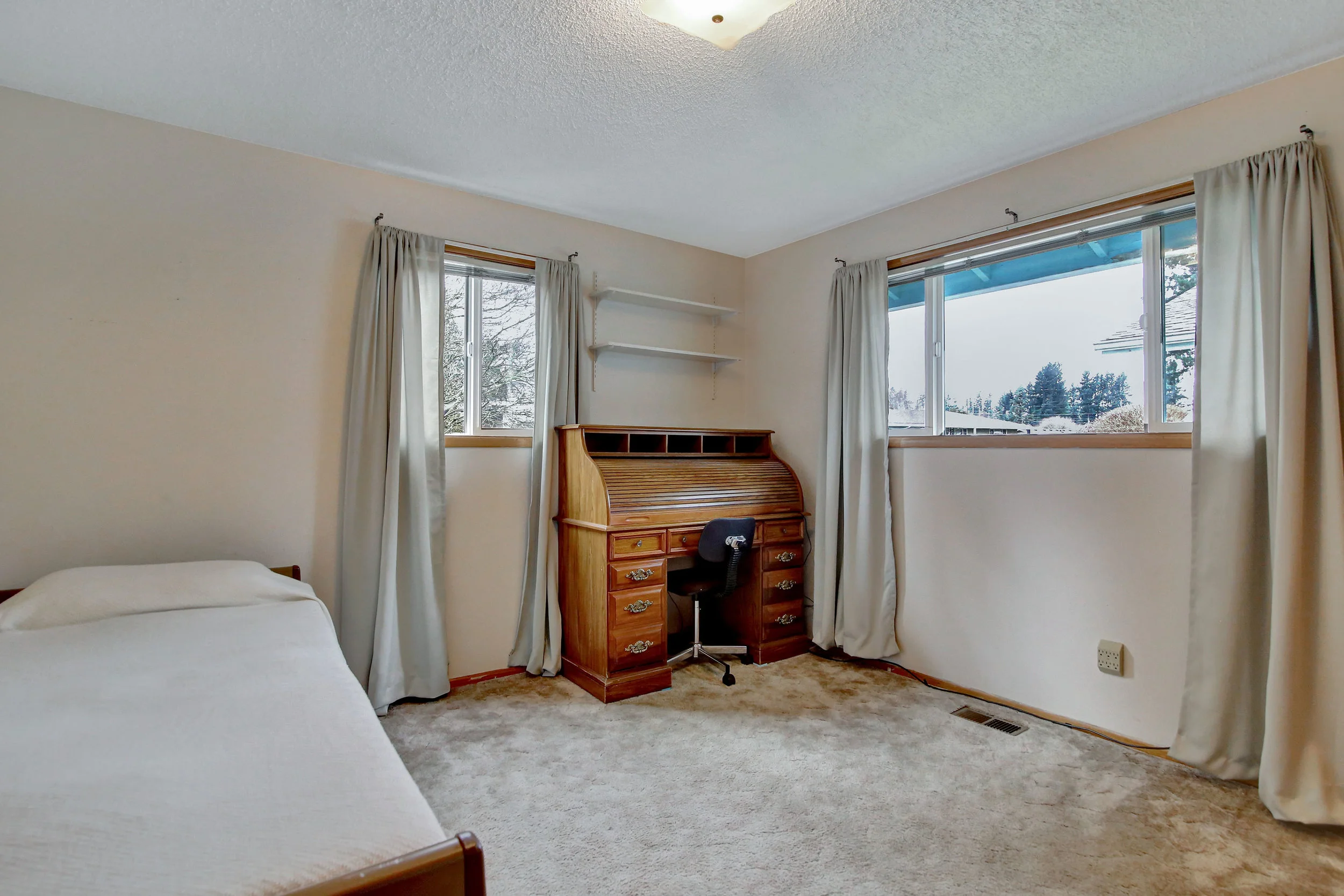 306 Northeast 169th Avenue - Portland- 24.jpg