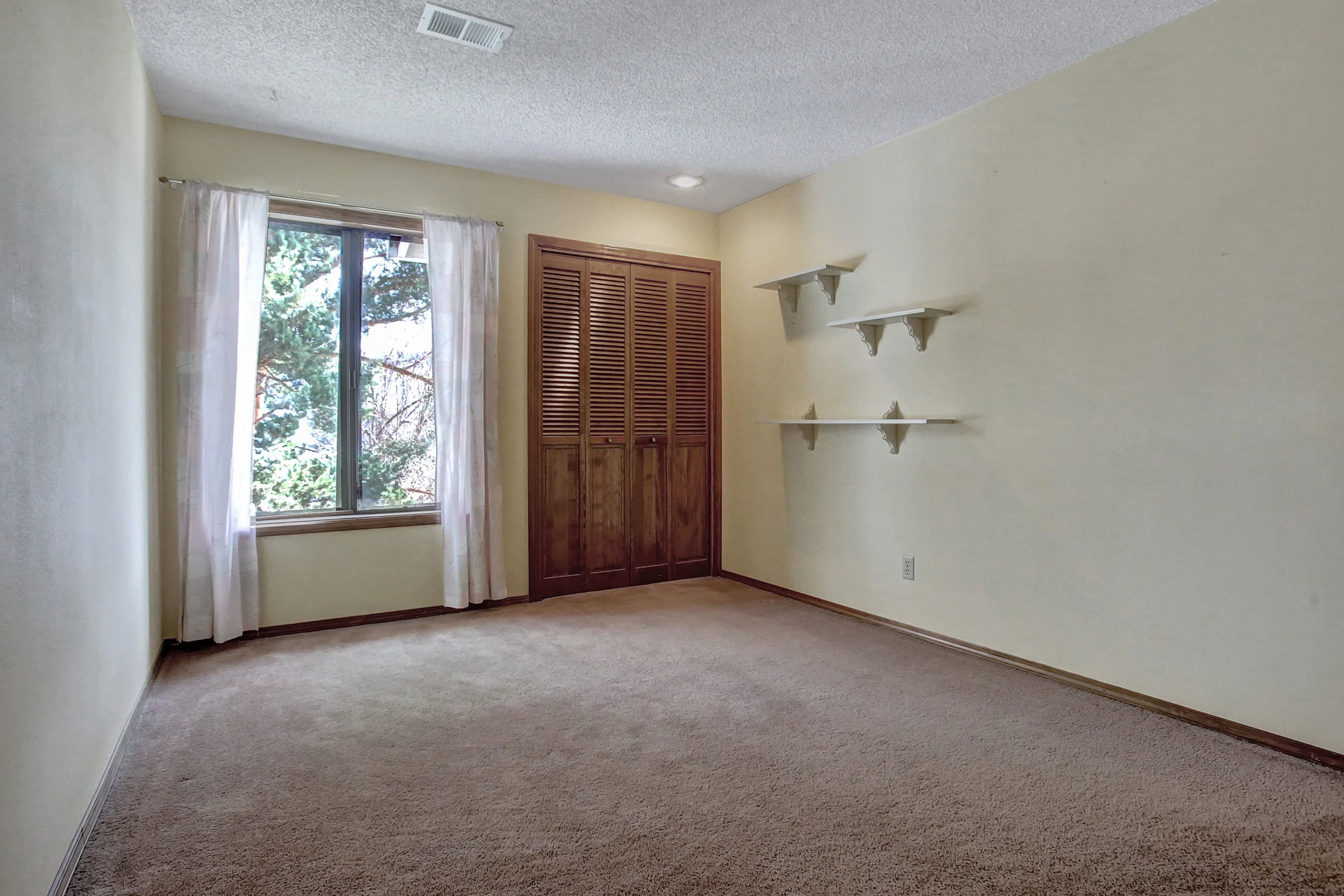 2442 SW Tegart Ave - Gresham- 30.jpg