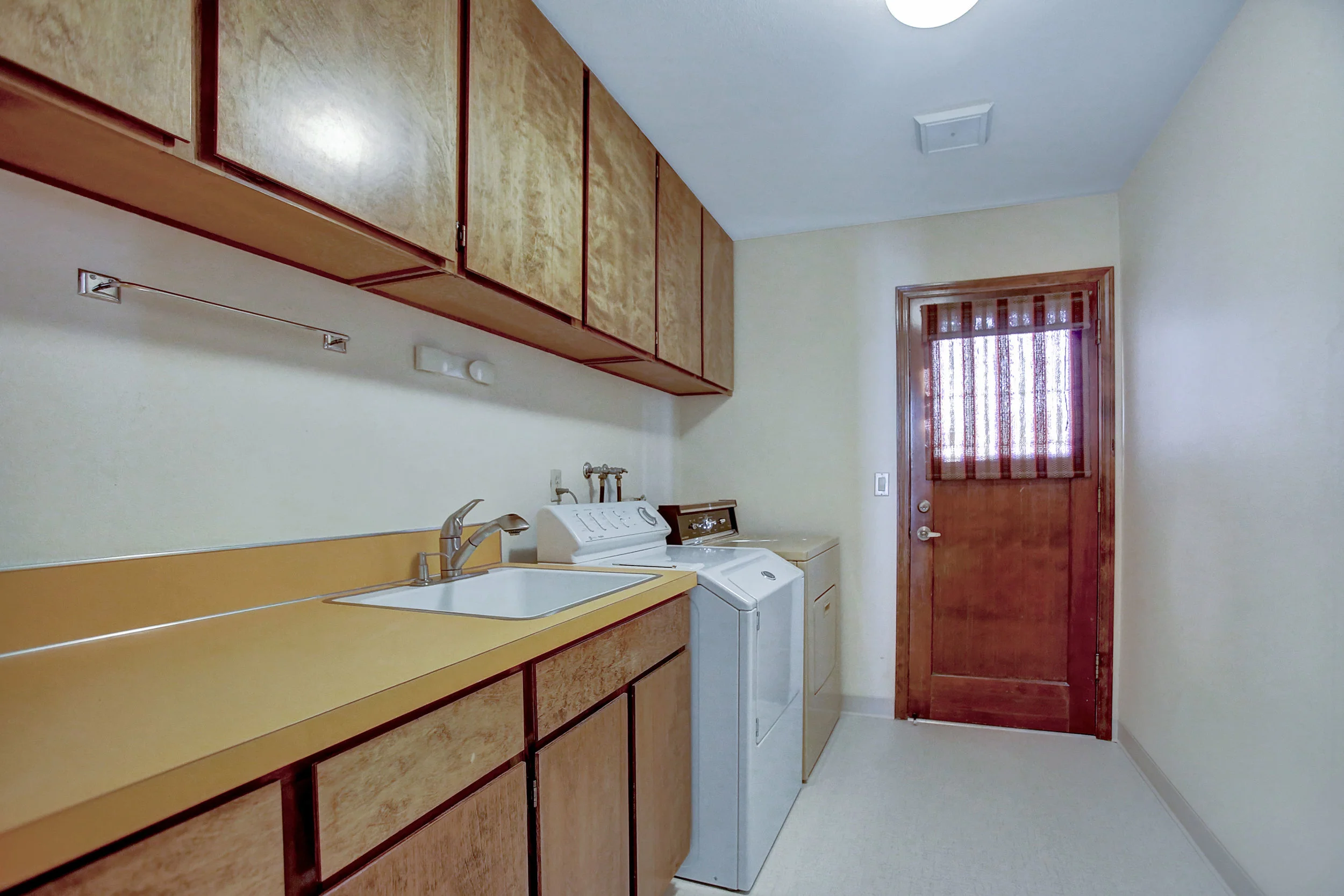 2442 SW Tegart Ave - Gresham- 37.jpg