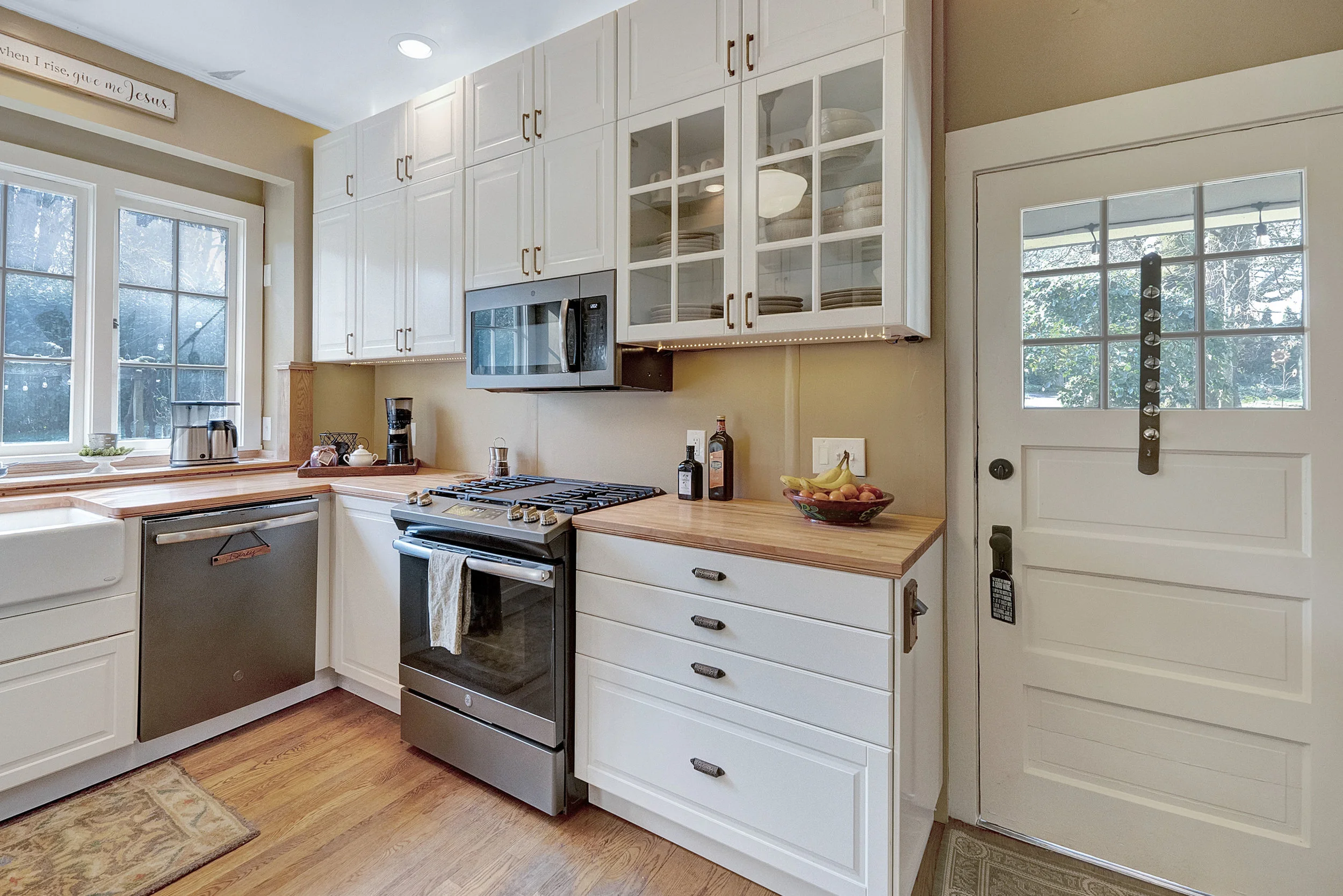 17614 SE River Rd - Milwaukie- 17.jpg