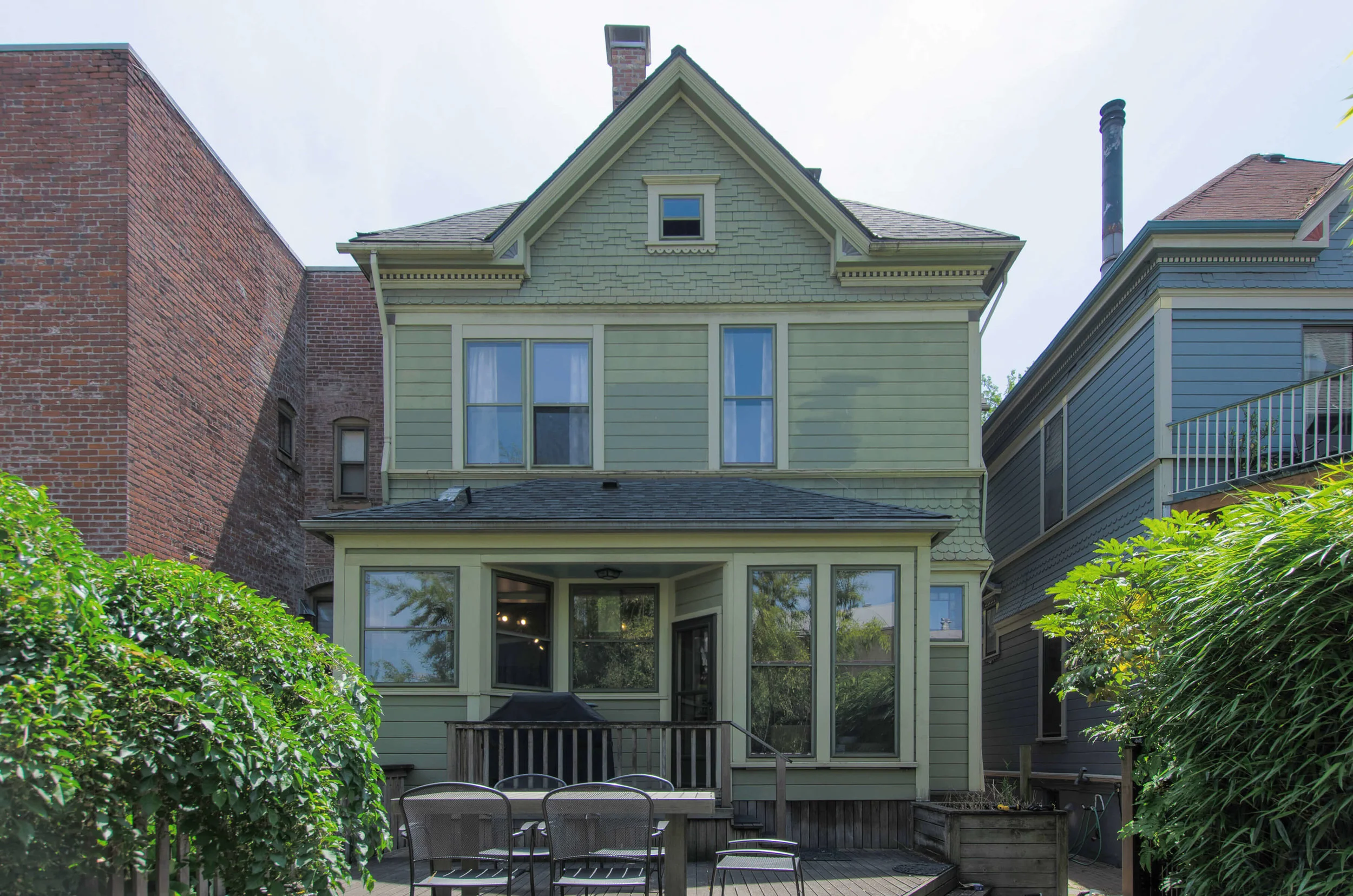 037_Back of Home.jpg