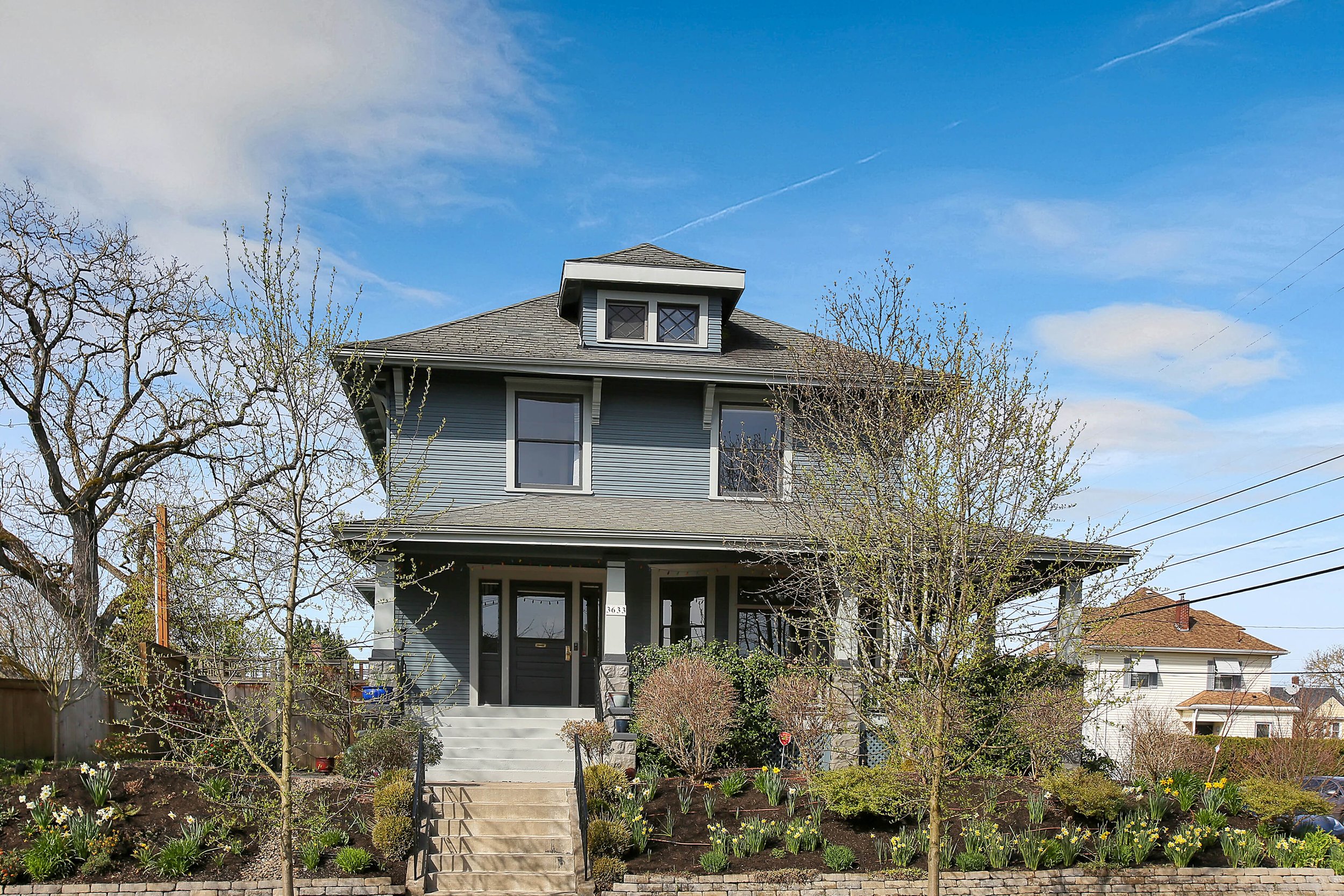 3633 N Commercial Ave. &lt;Strong&gt;SOLD&lt;/Strong&gt;