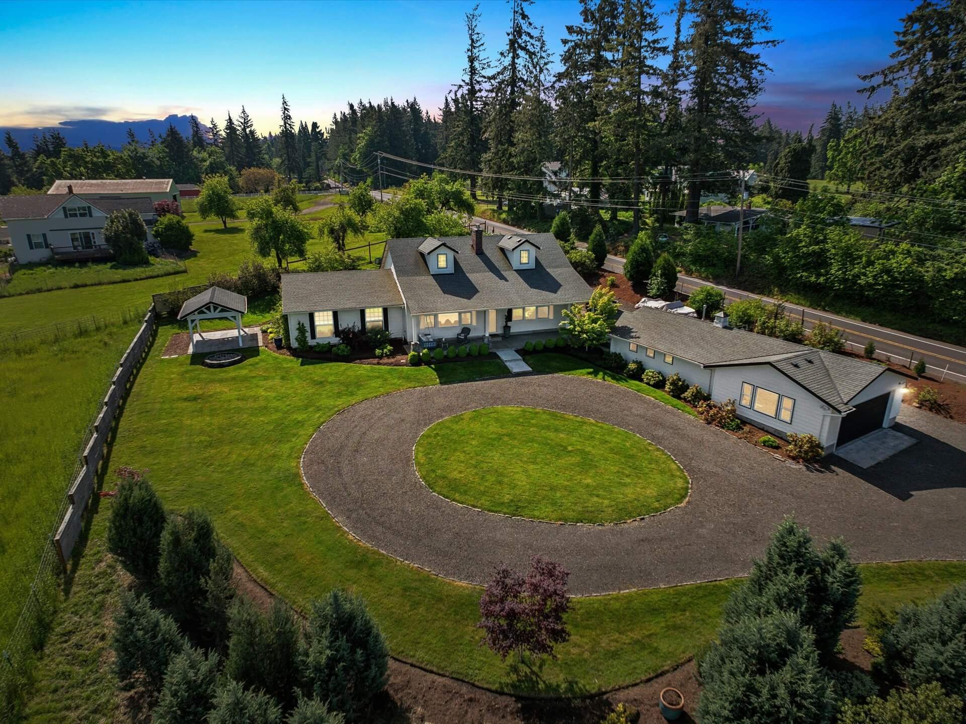 15933 S Redland Rd. &lt;strong&gt;$725,000 &lt;/strong&gt;