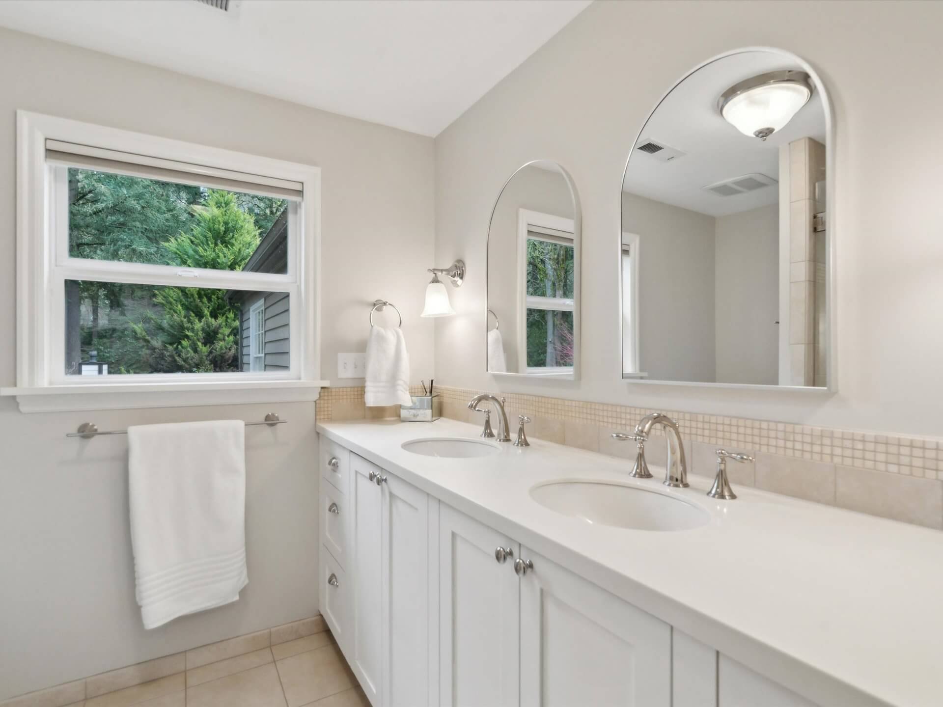 102-Pine Valley Rd-Lake Oswego-196.jpg