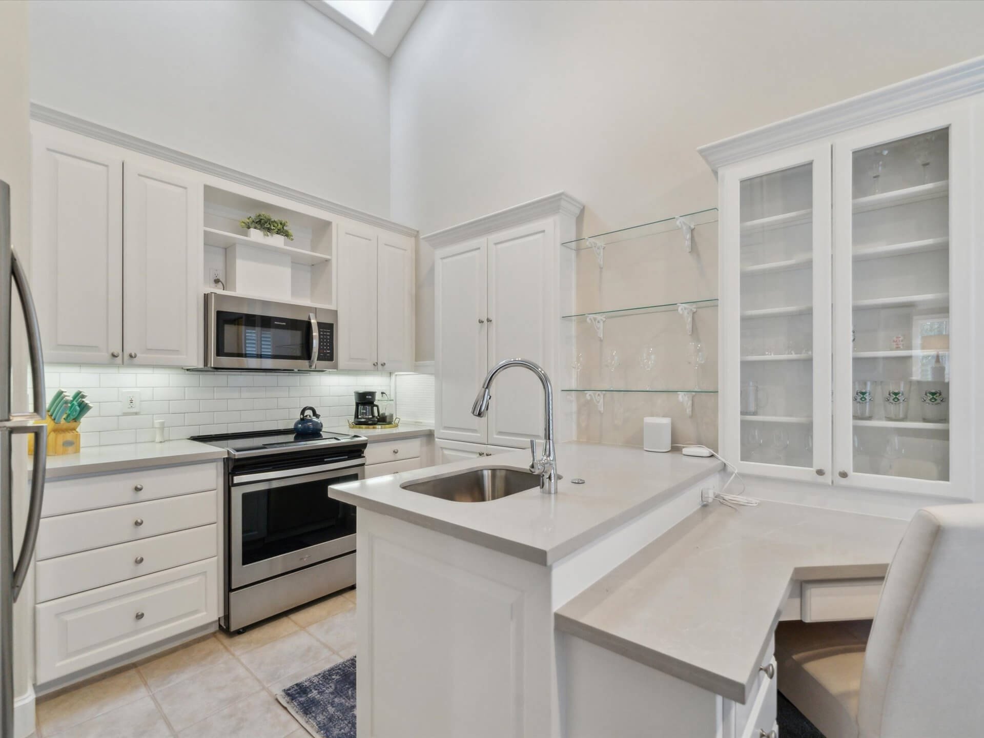 115-Pine Valley Rd-Lake Oswego-261.jpg