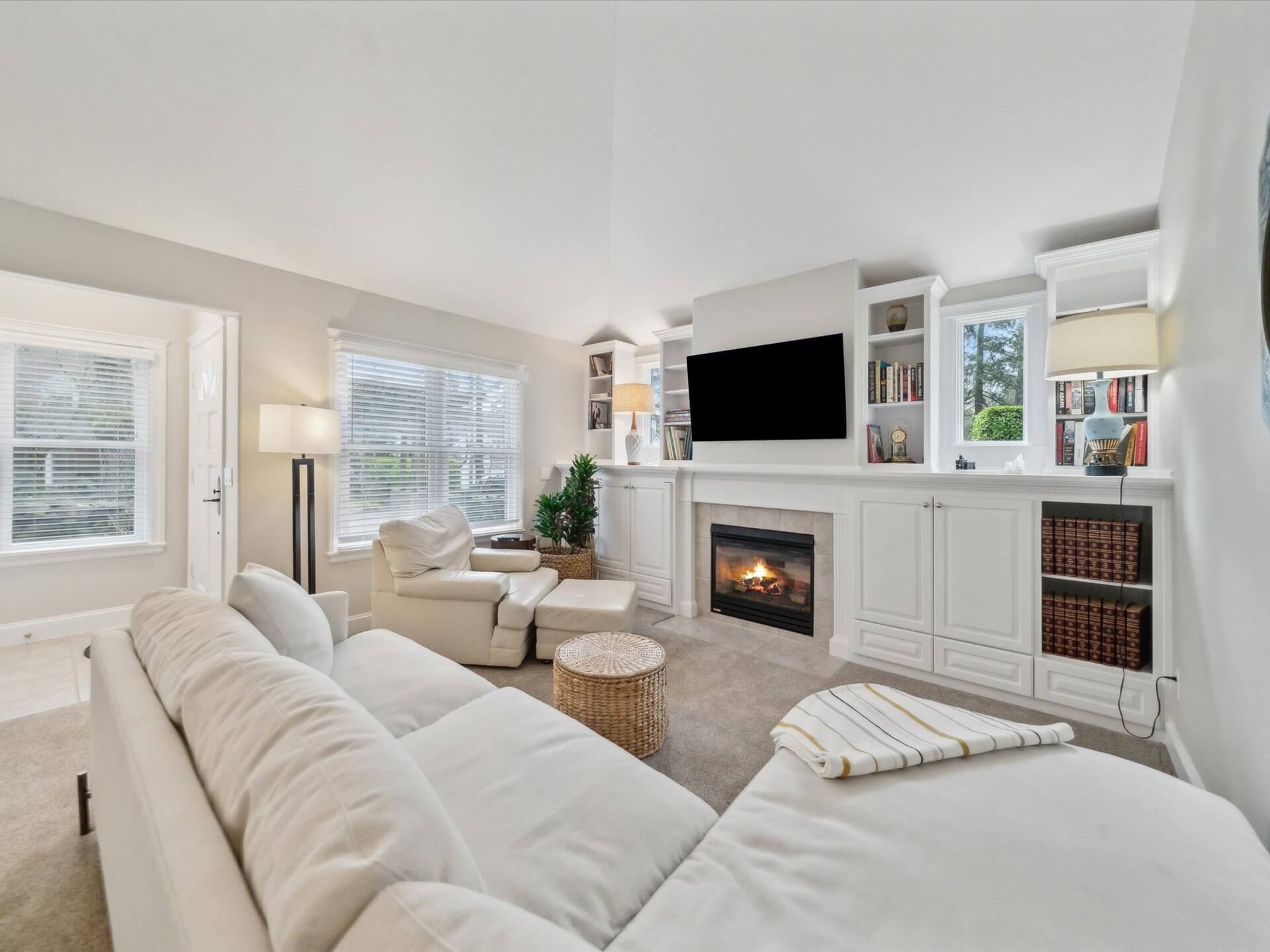119-Pine Valley Rd-Lake Oswego-281.jpg