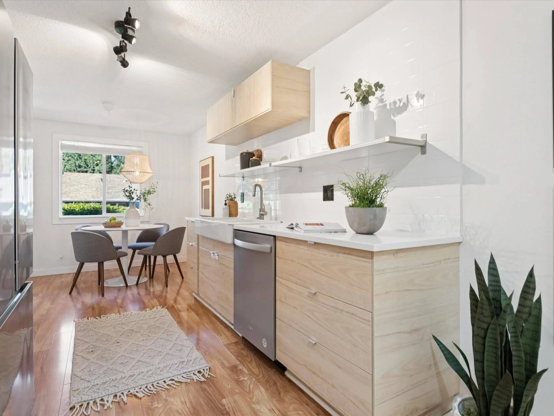 17-SW Oak St - Portland - 081.jpg