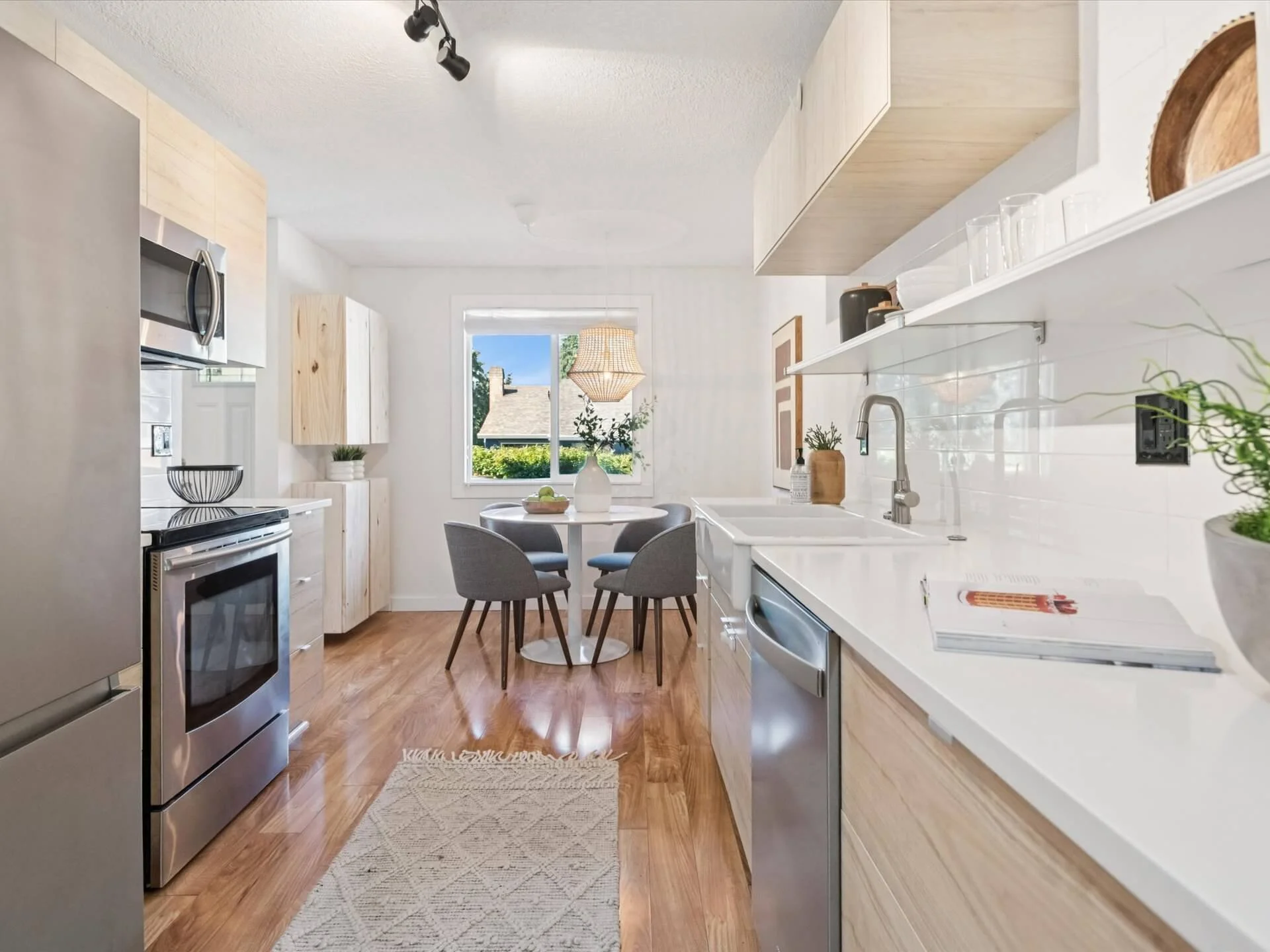 18-SW Oak St - Portland - 086.jpg
