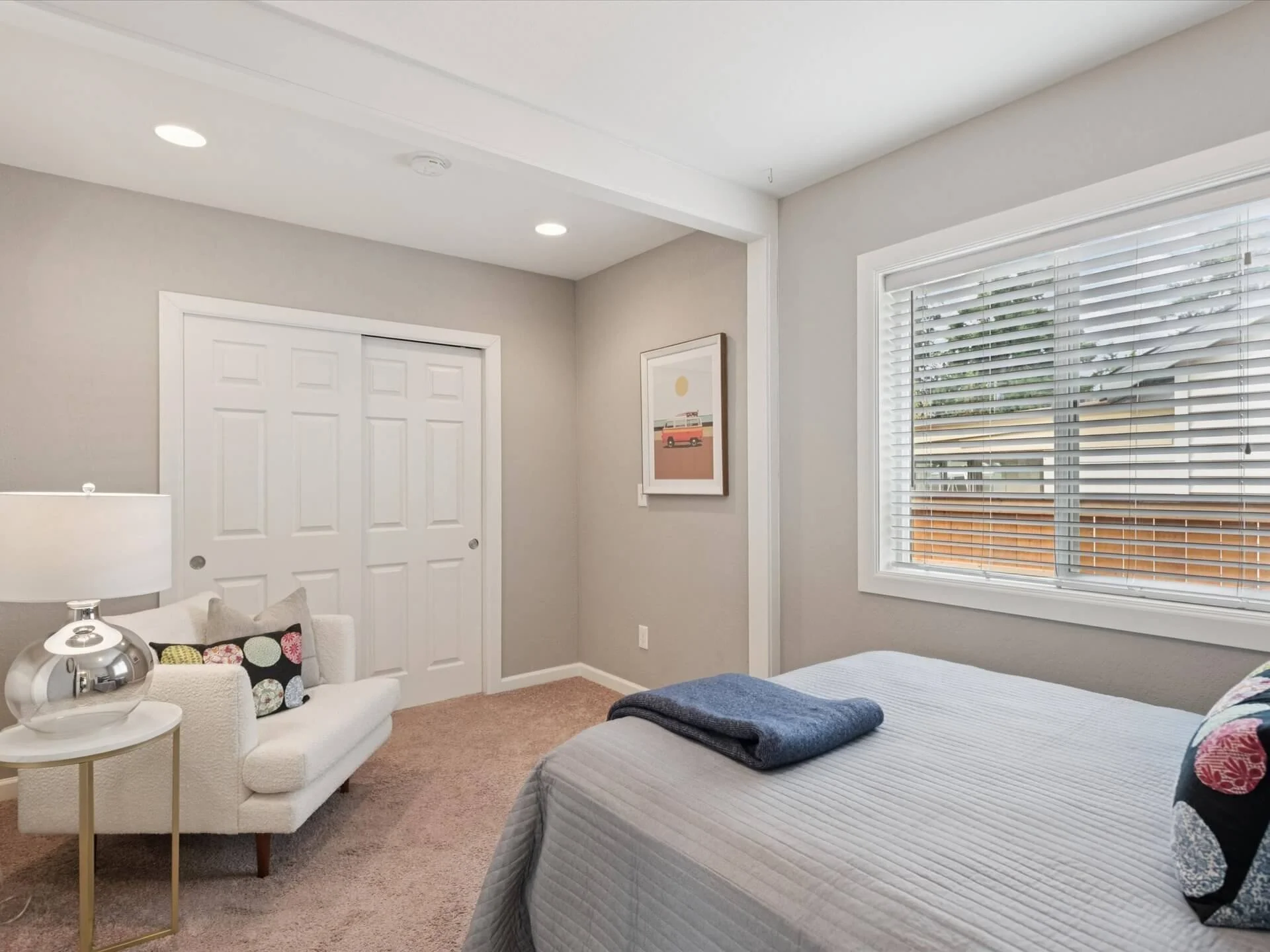15-SE Ogden St - Portland - 071.jpg