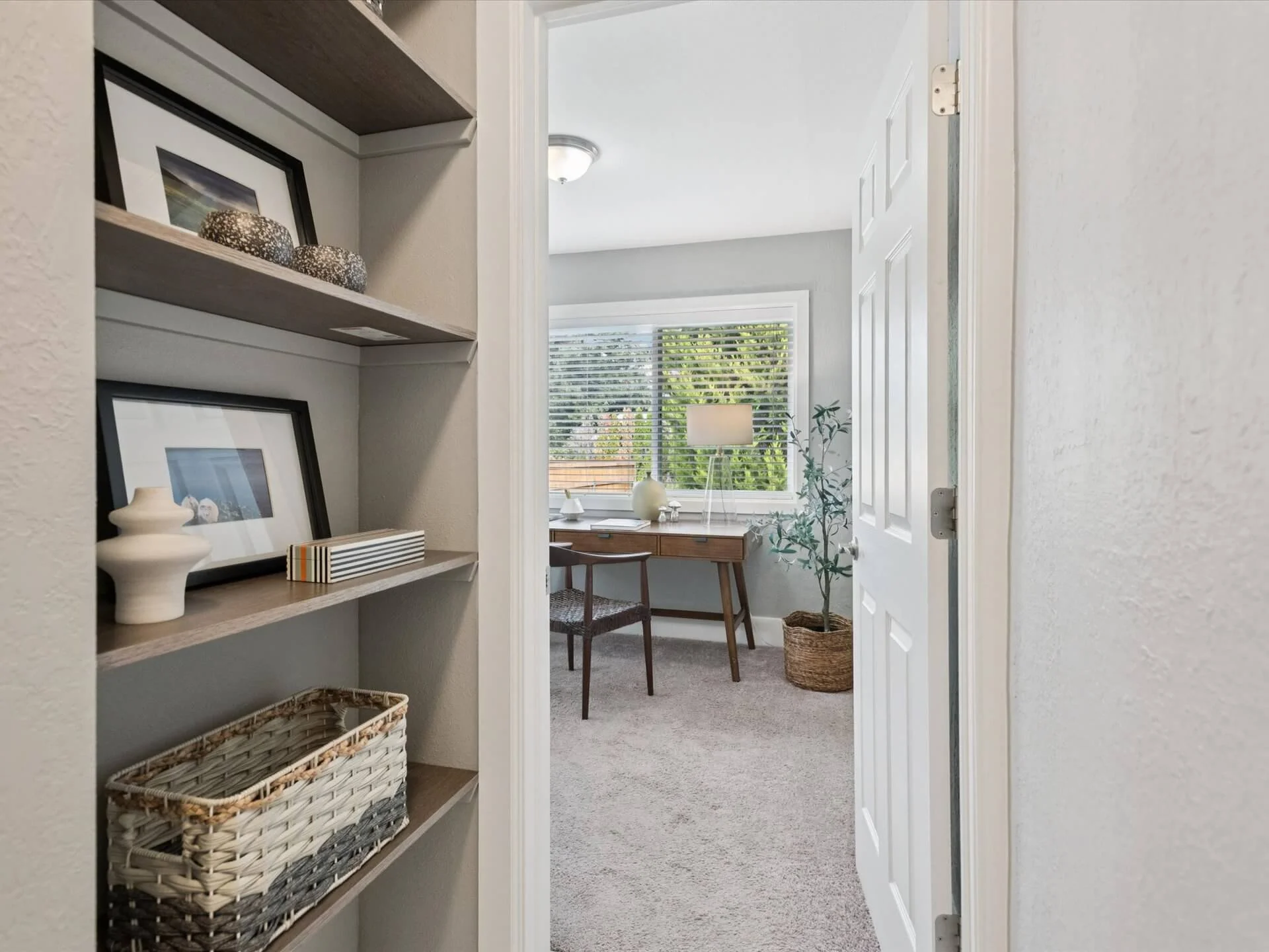 19-SE Ogden St - Portland - 091.jpg