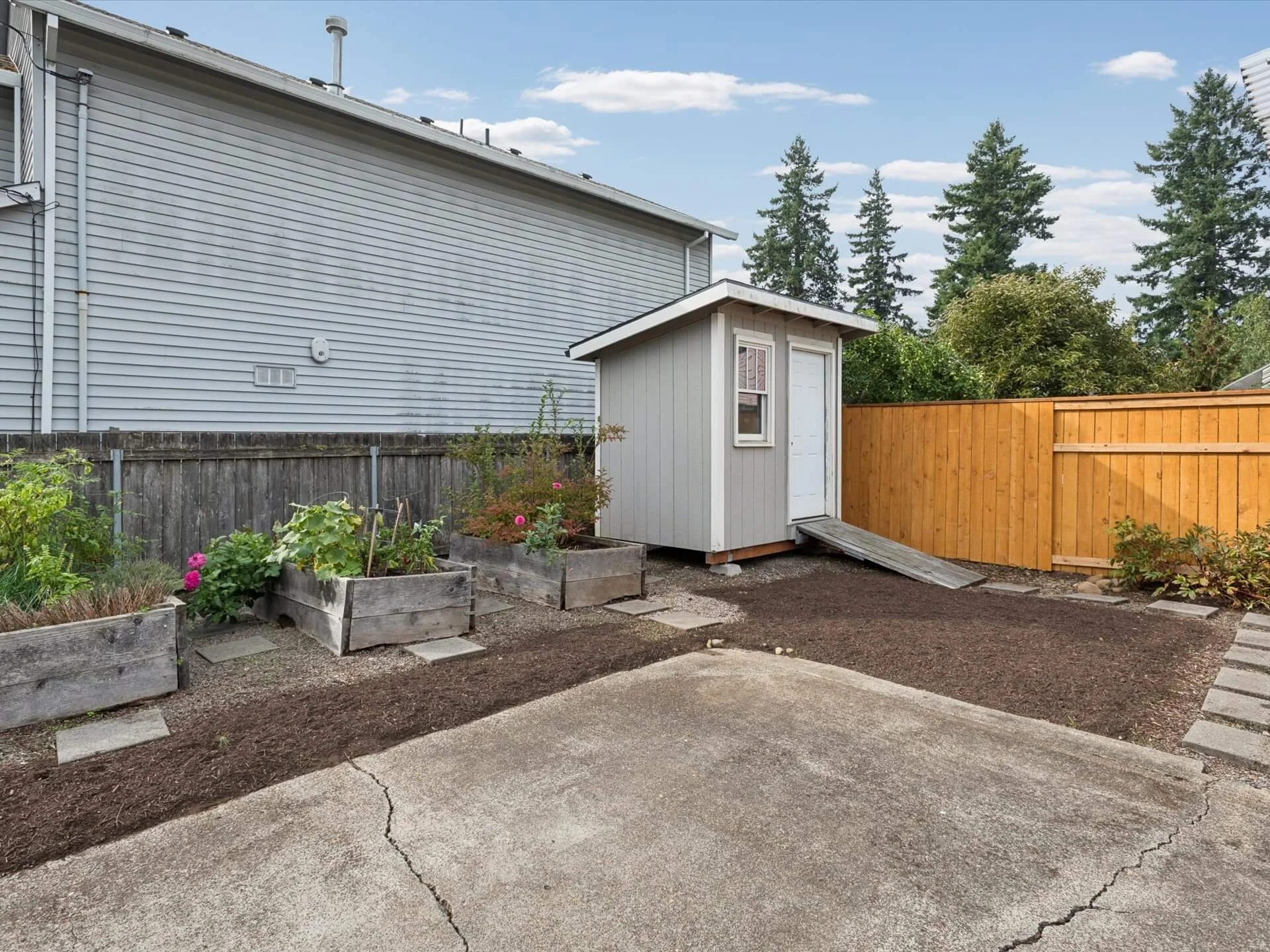 34-SE Ogden St - Portland - 166.jpg