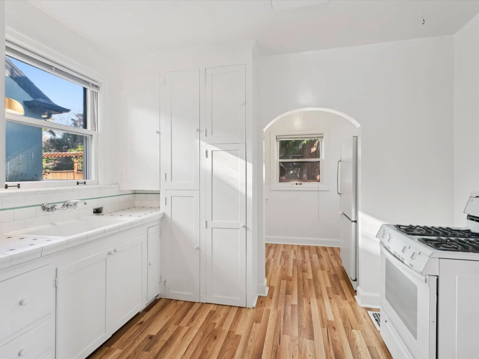17-NE Hassalo St - Portland - 081.jpg