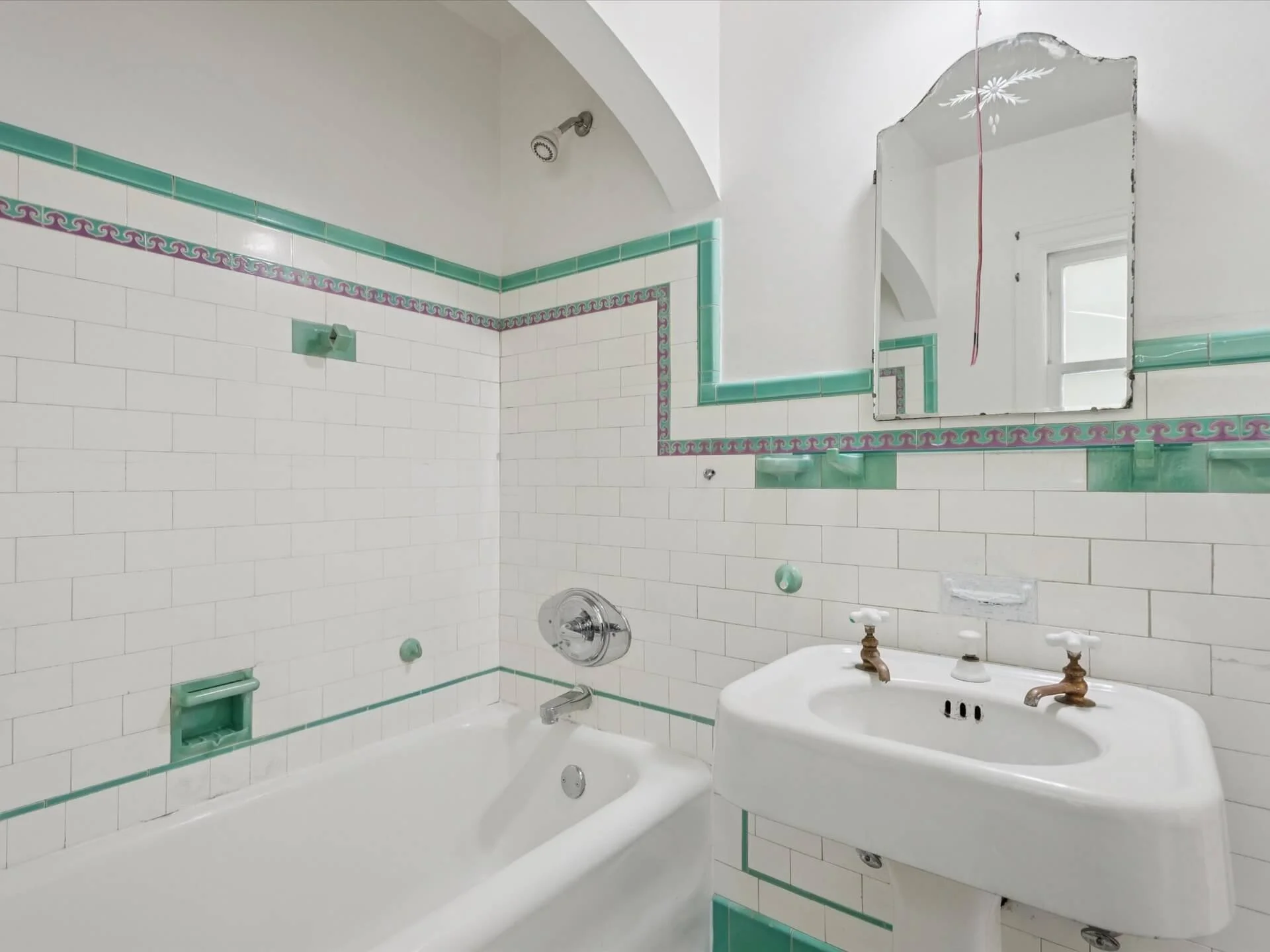 32-NE Hassalo St - Portland - 156.jpg