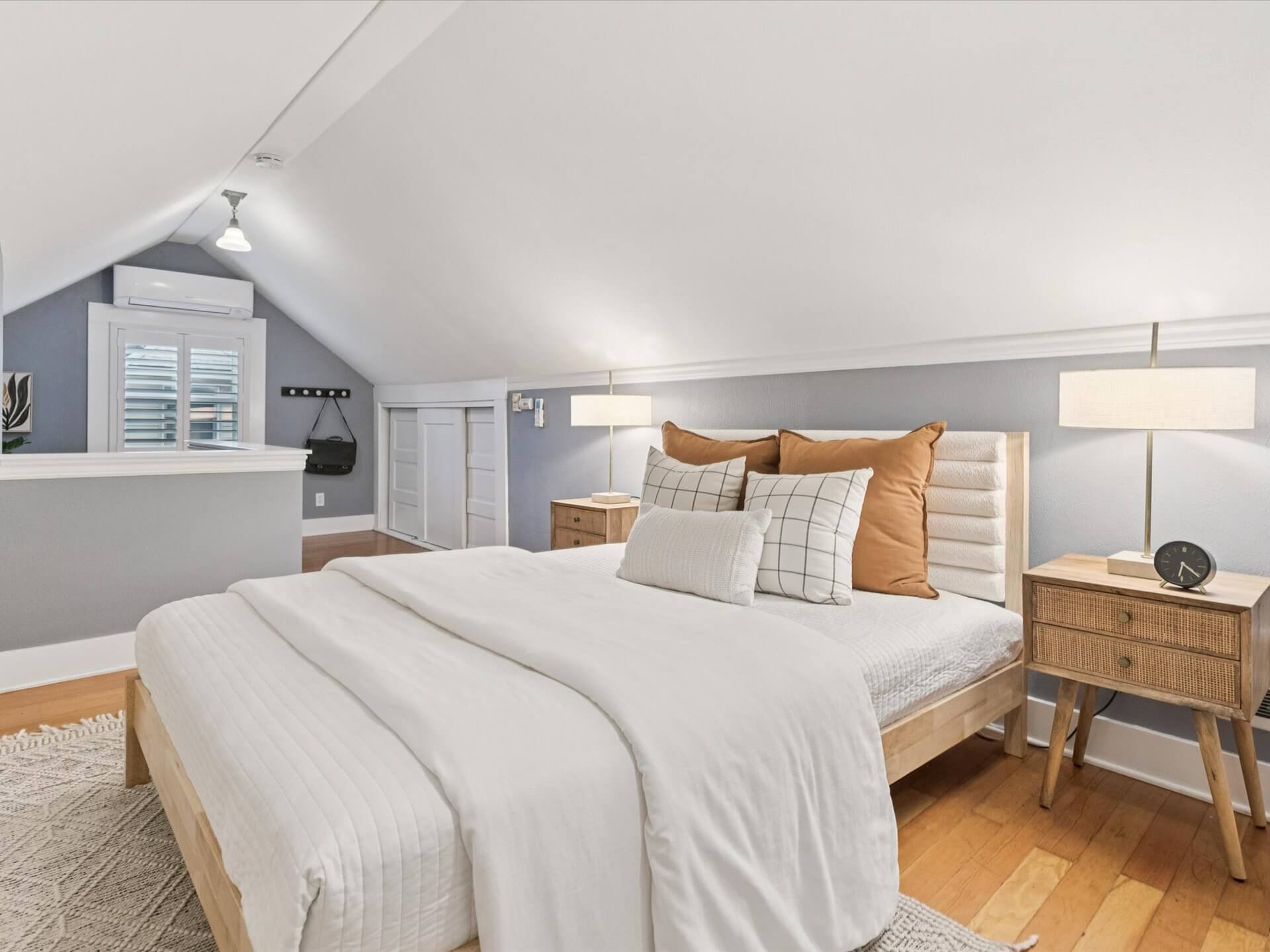 23-NE 57th Ave - Portland - 111.jpg