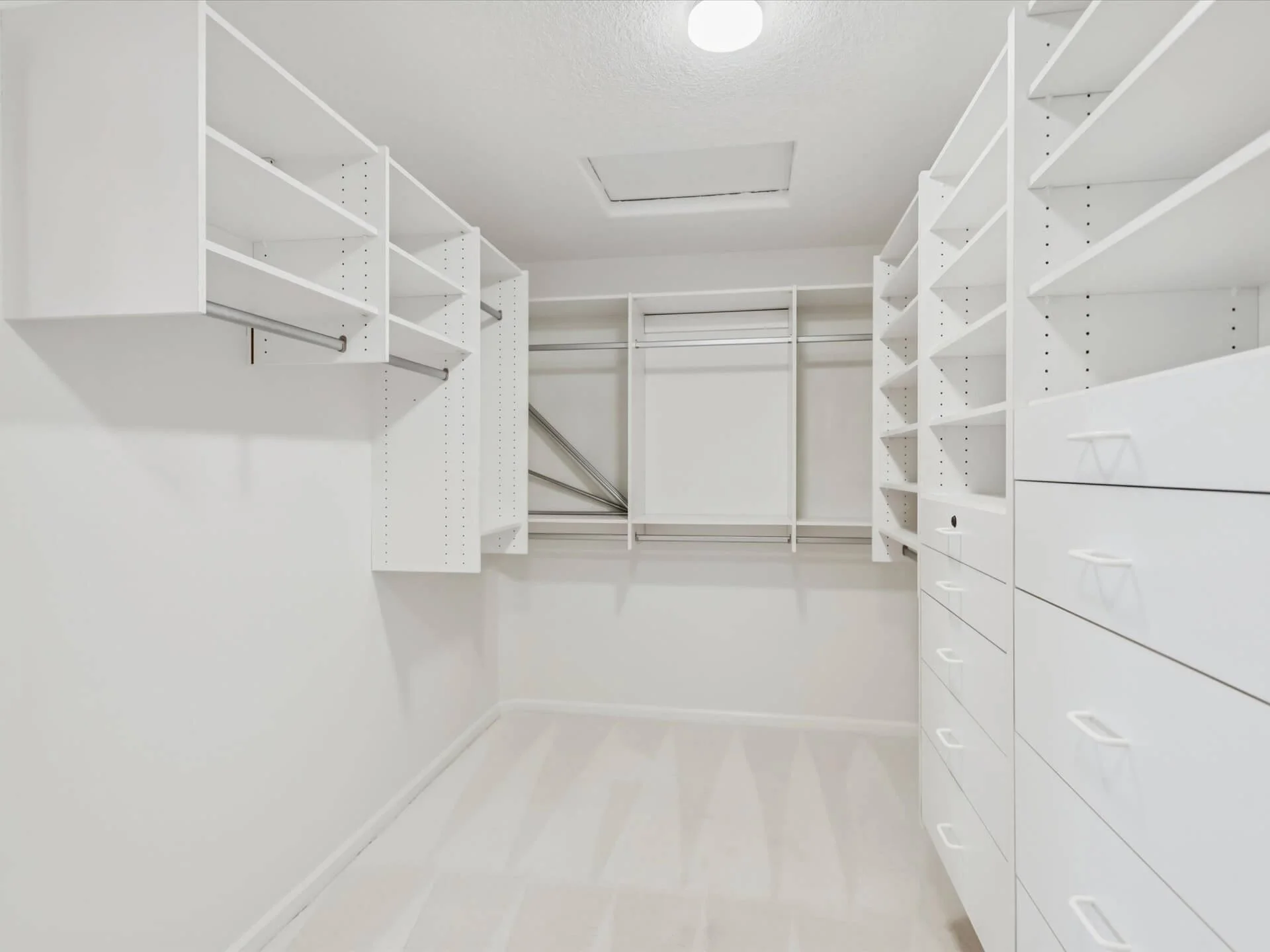 42-NE Cliff St - Portland - 196.jpg