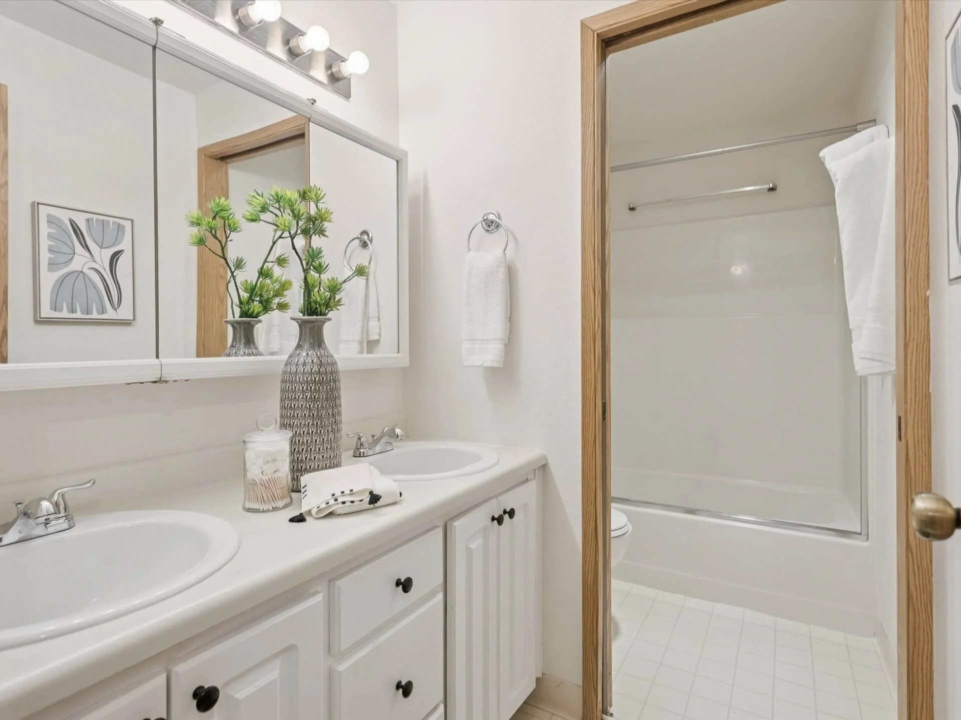 28-SW Allen Blvd - Beaverton - 136.jpg