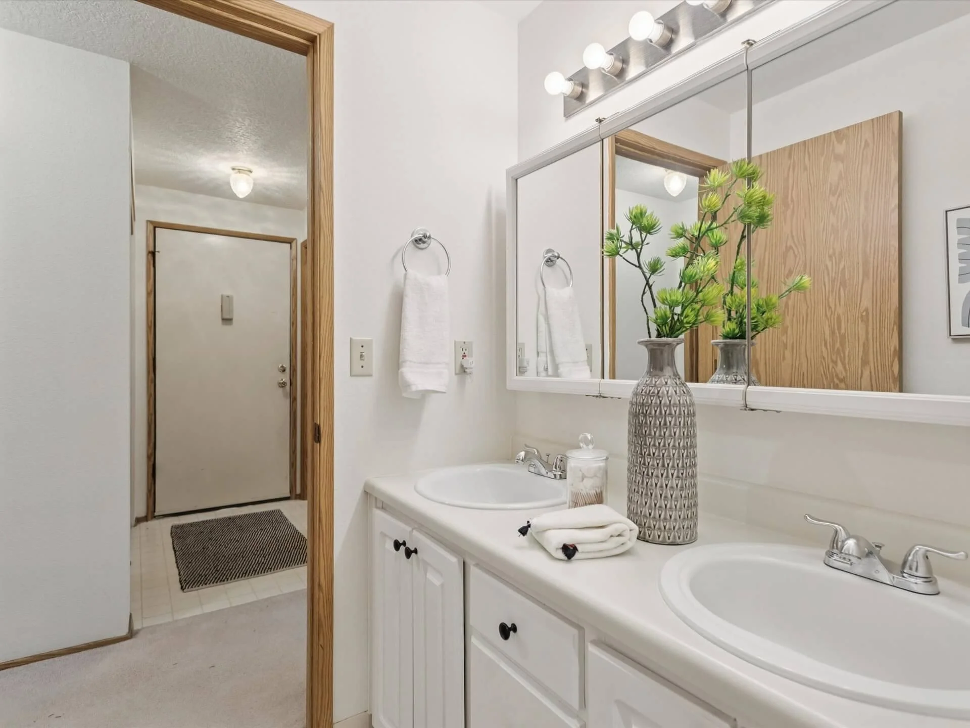 29-SW Allen Blvd - Beaverton - 141.jpg