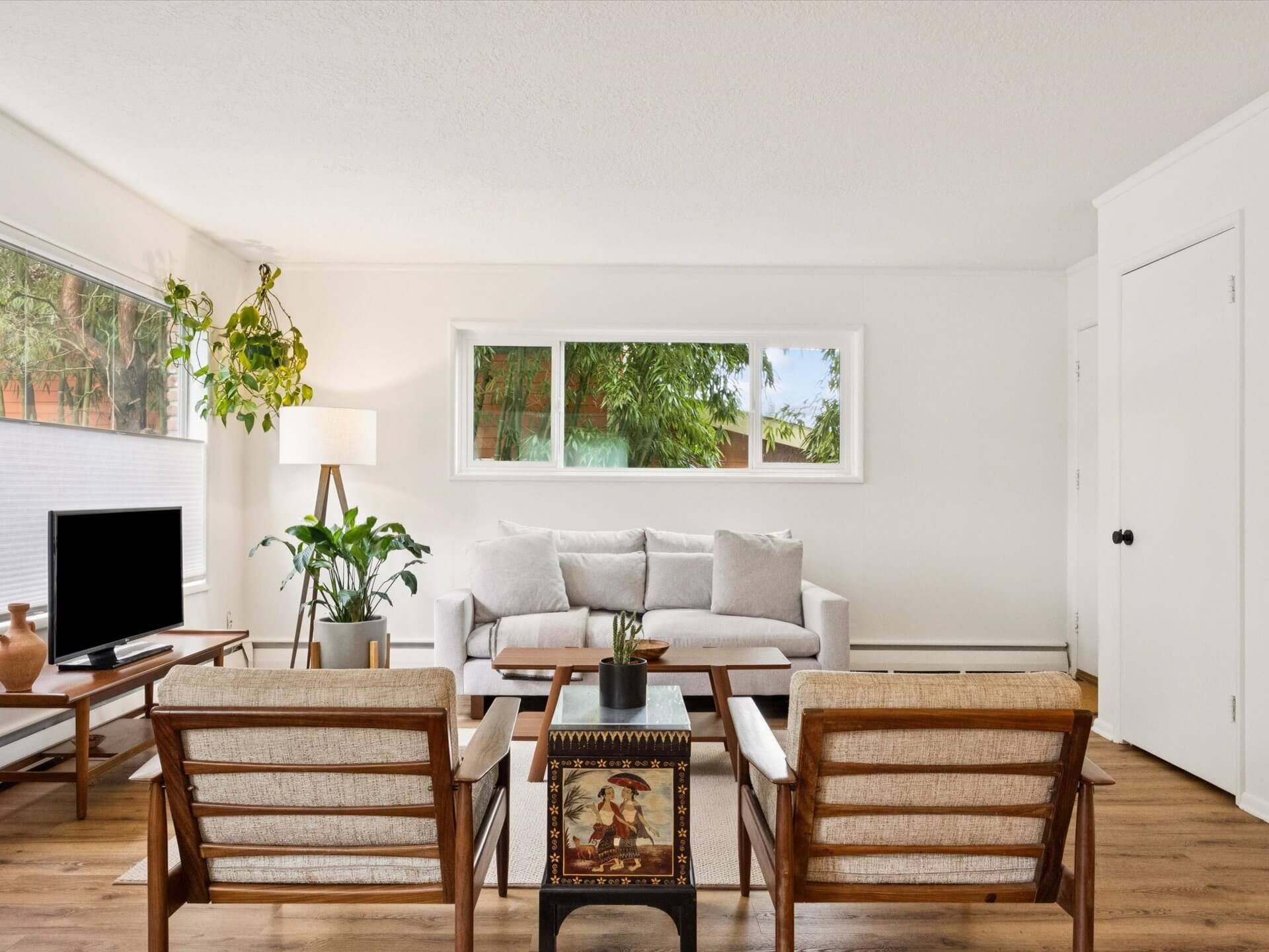 07-3332 SE 9th Ave, Portland - 20260209 - 031.jpg