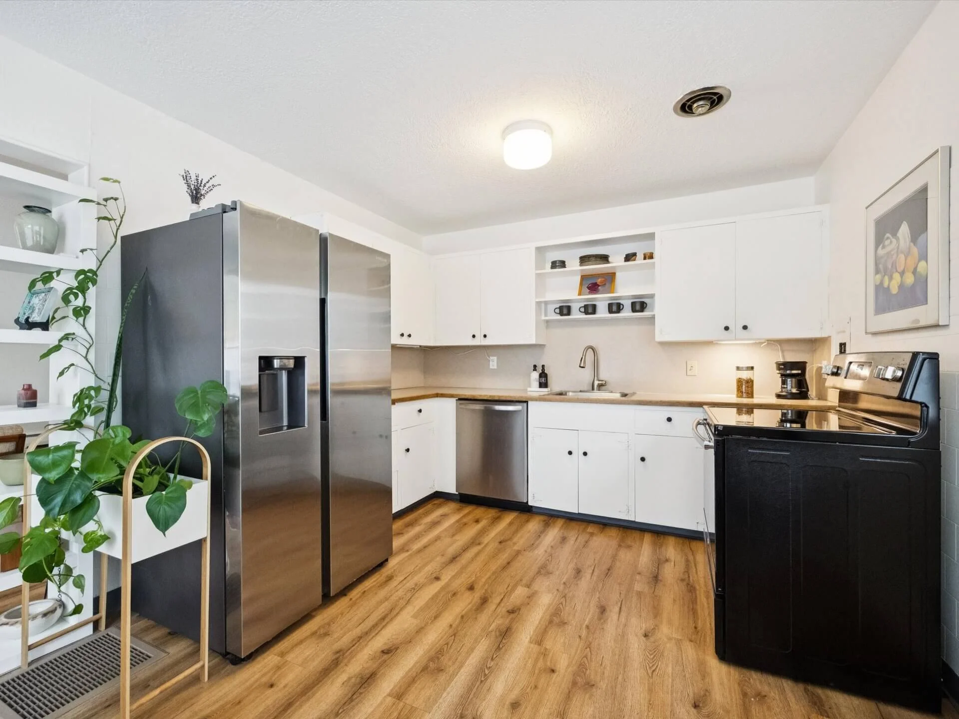 18-3332 SE 9th Ave, Portland - 20260209 - 086.jpg