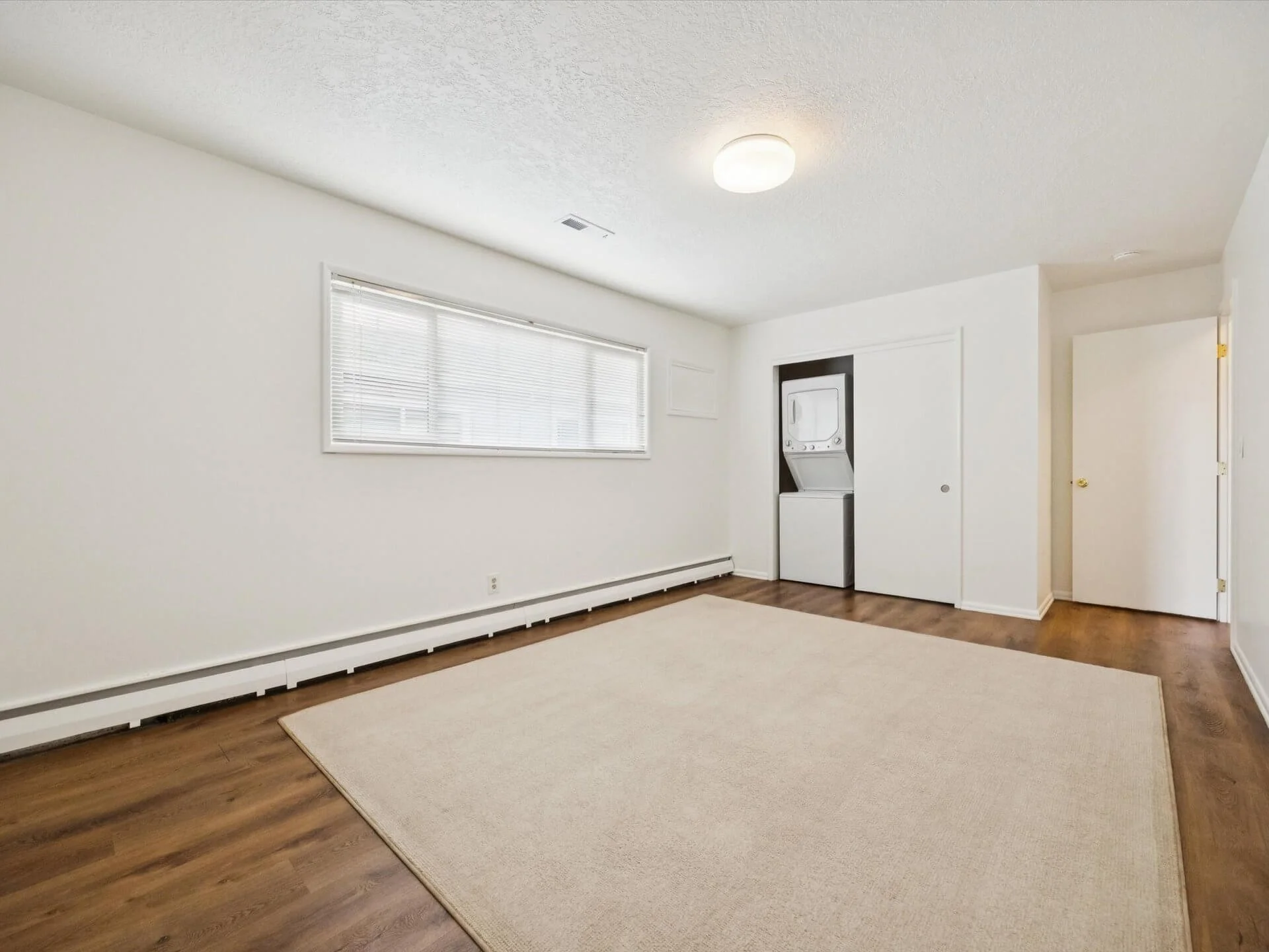 41-3332 SE 9th Ave, Portland - 20260209 - 201.jpg