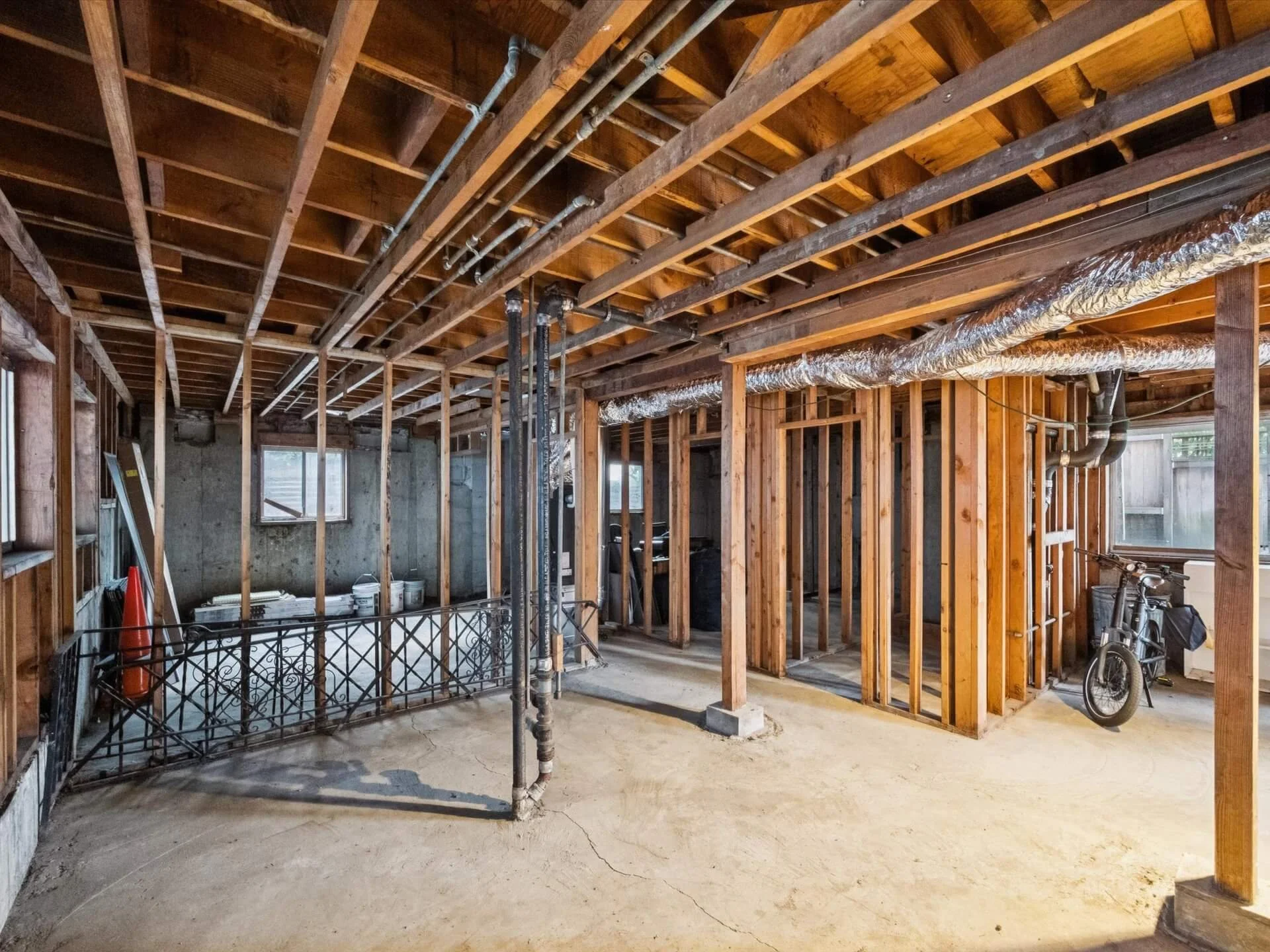 49-3332 SE 9th Ave, Portland - 20260209 - 241.jpg