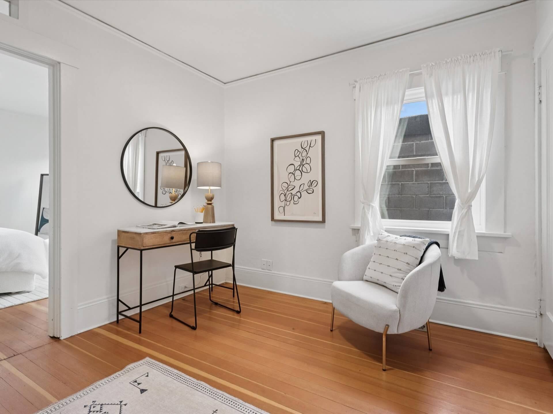 20-NE Oregon St - Portland - 096.jpg