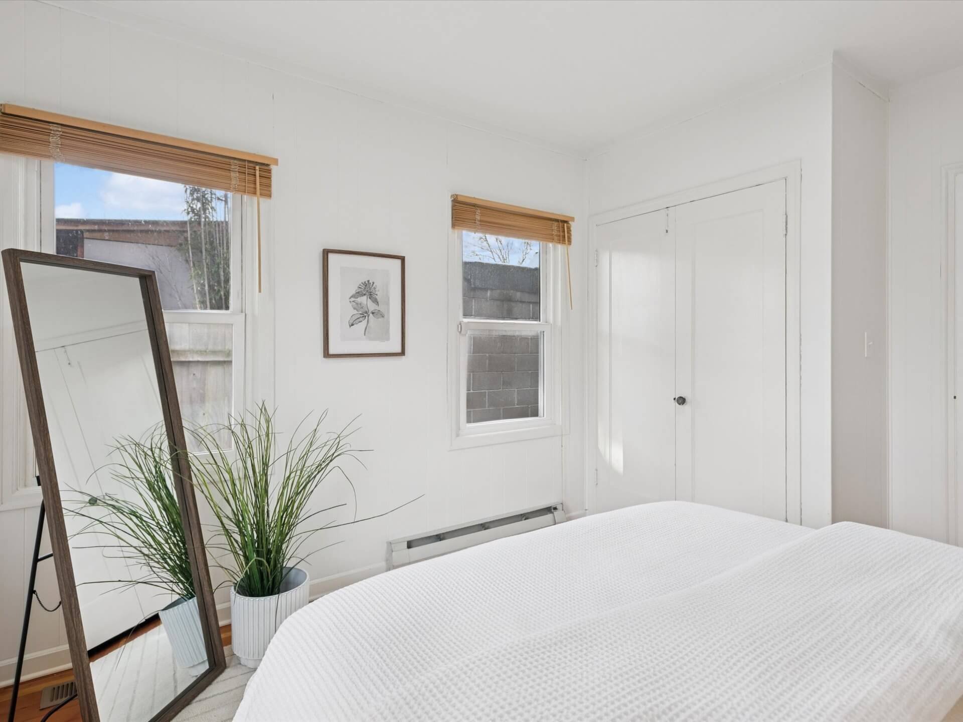 24-NE Oregon St - Portland - 116.jpg