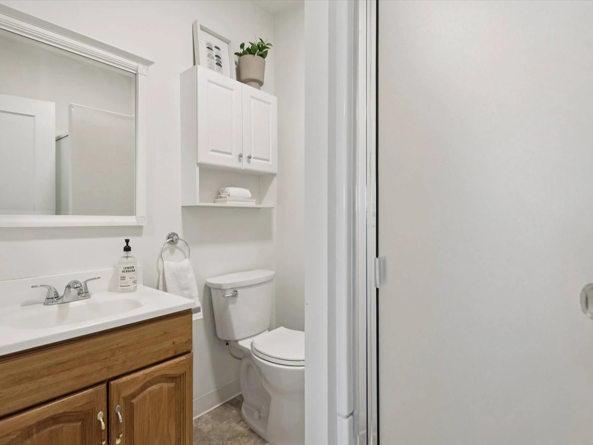 25-NE Oregon St - Portland - 121.jpg