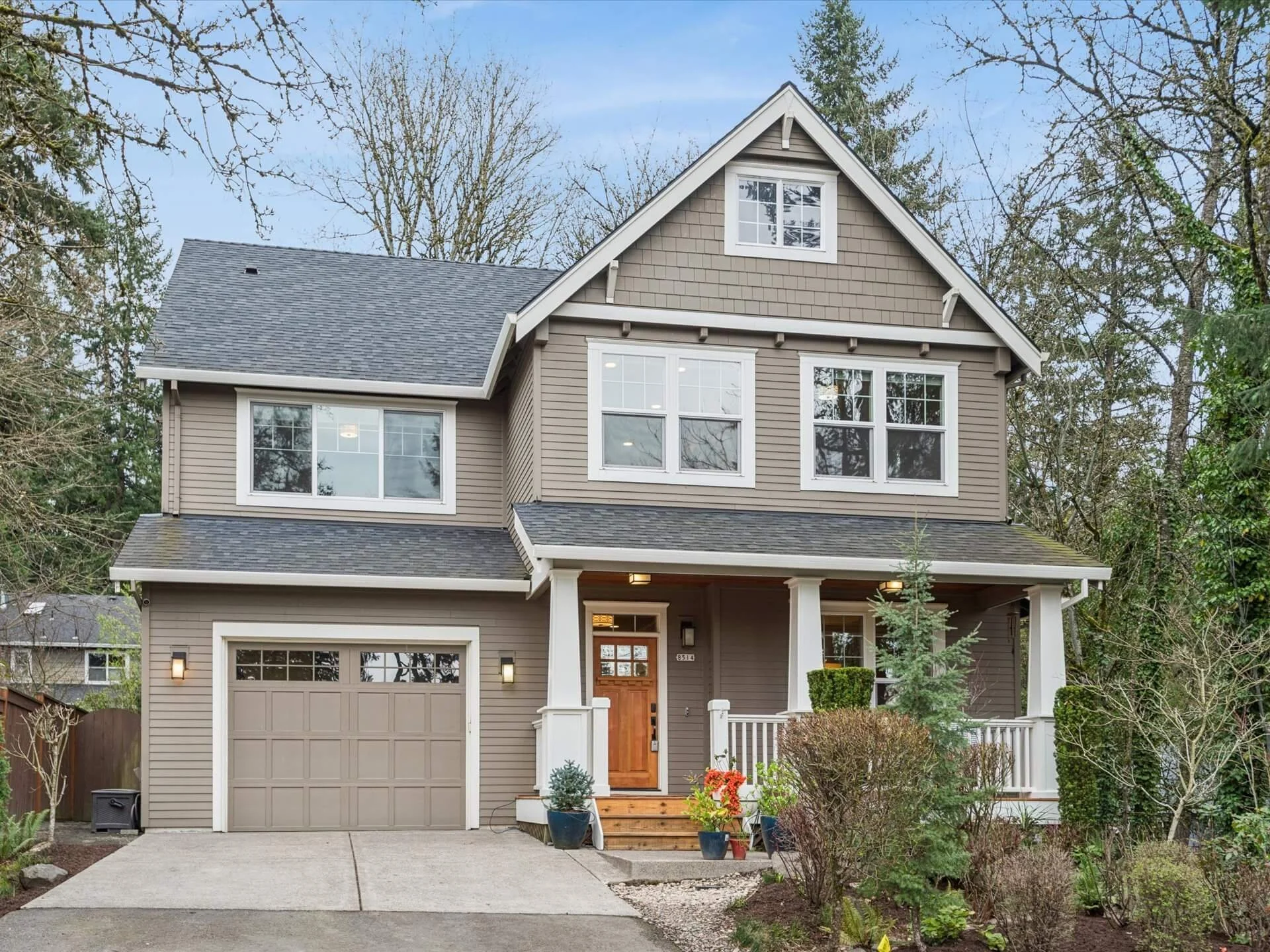 8514 SW 46th Ave <strong>$899,000 </strong&gt
