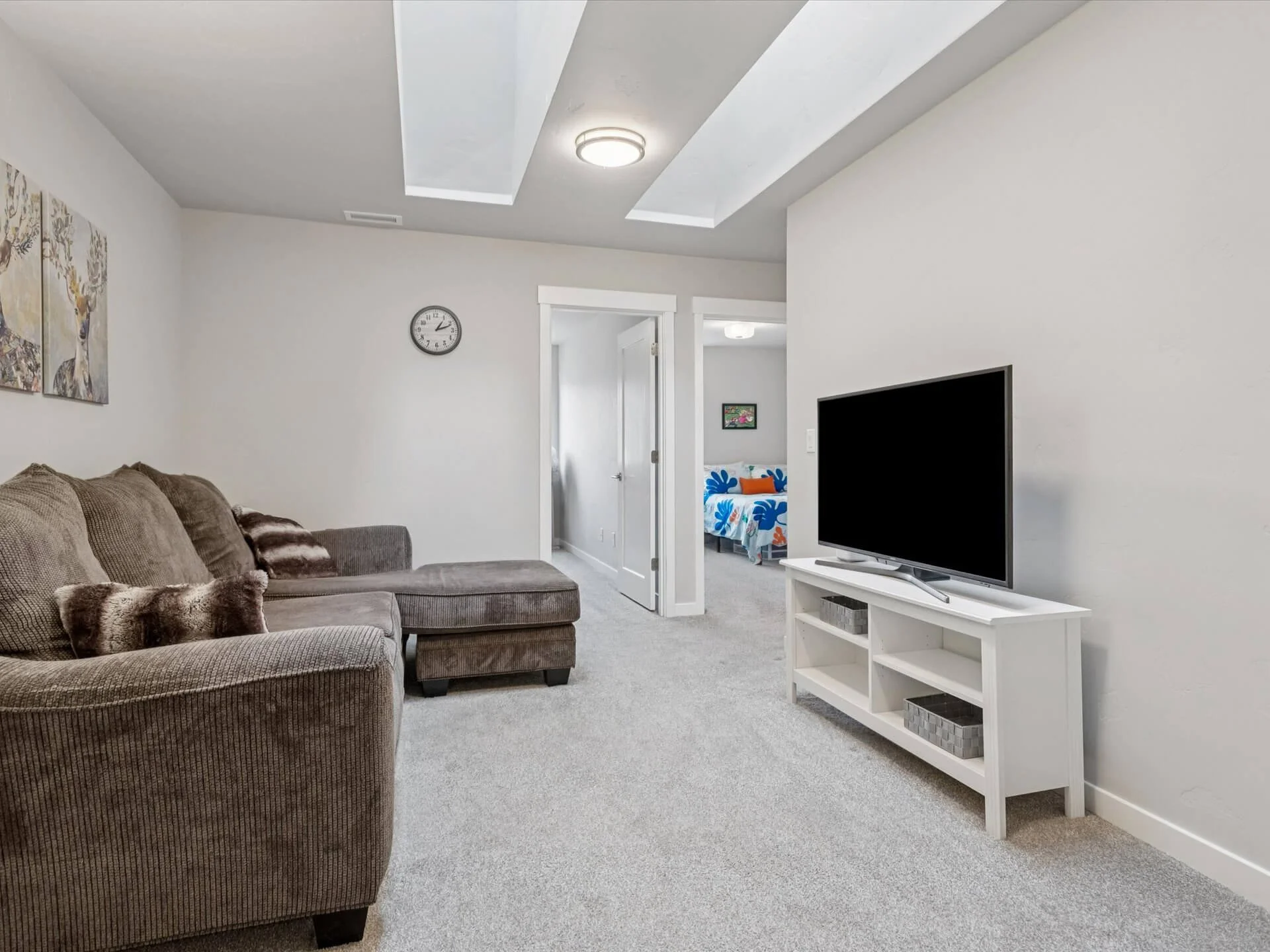 21-SE Century Blvd - Hillsboro - 101.jpg