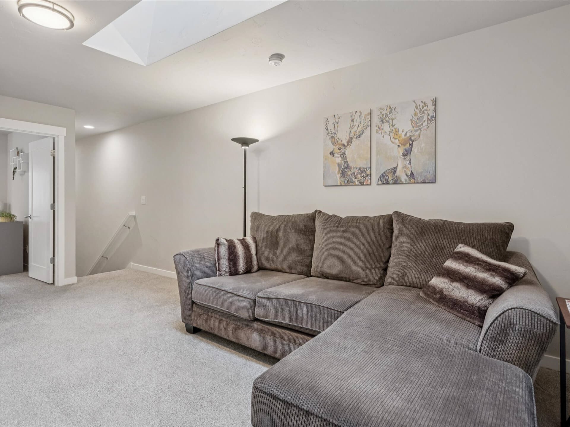 23-SE Century Blvd - Hillsboro - 111.jpg
