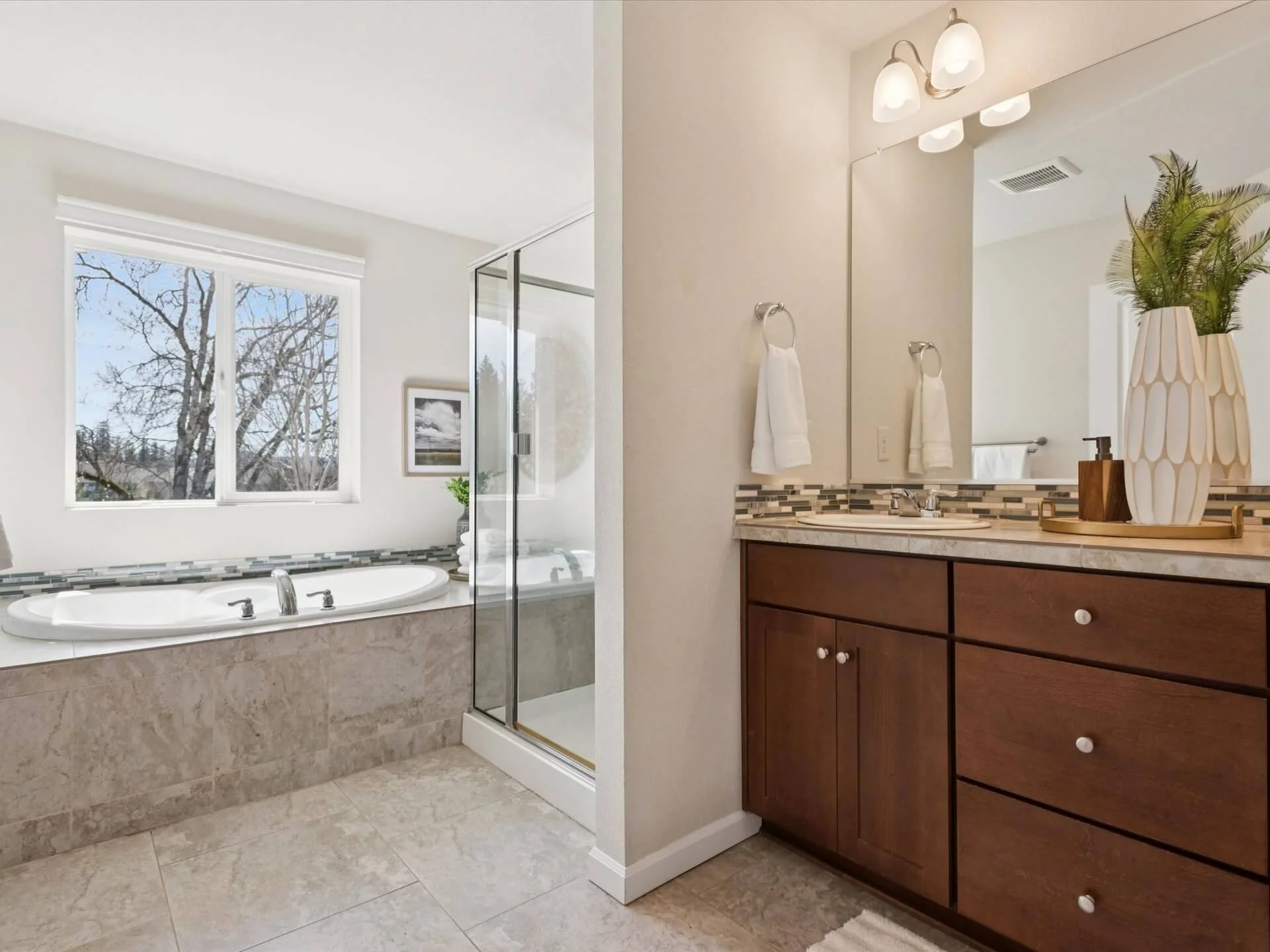25-SE Taralon Drive - Happy Valley - 121.jpg