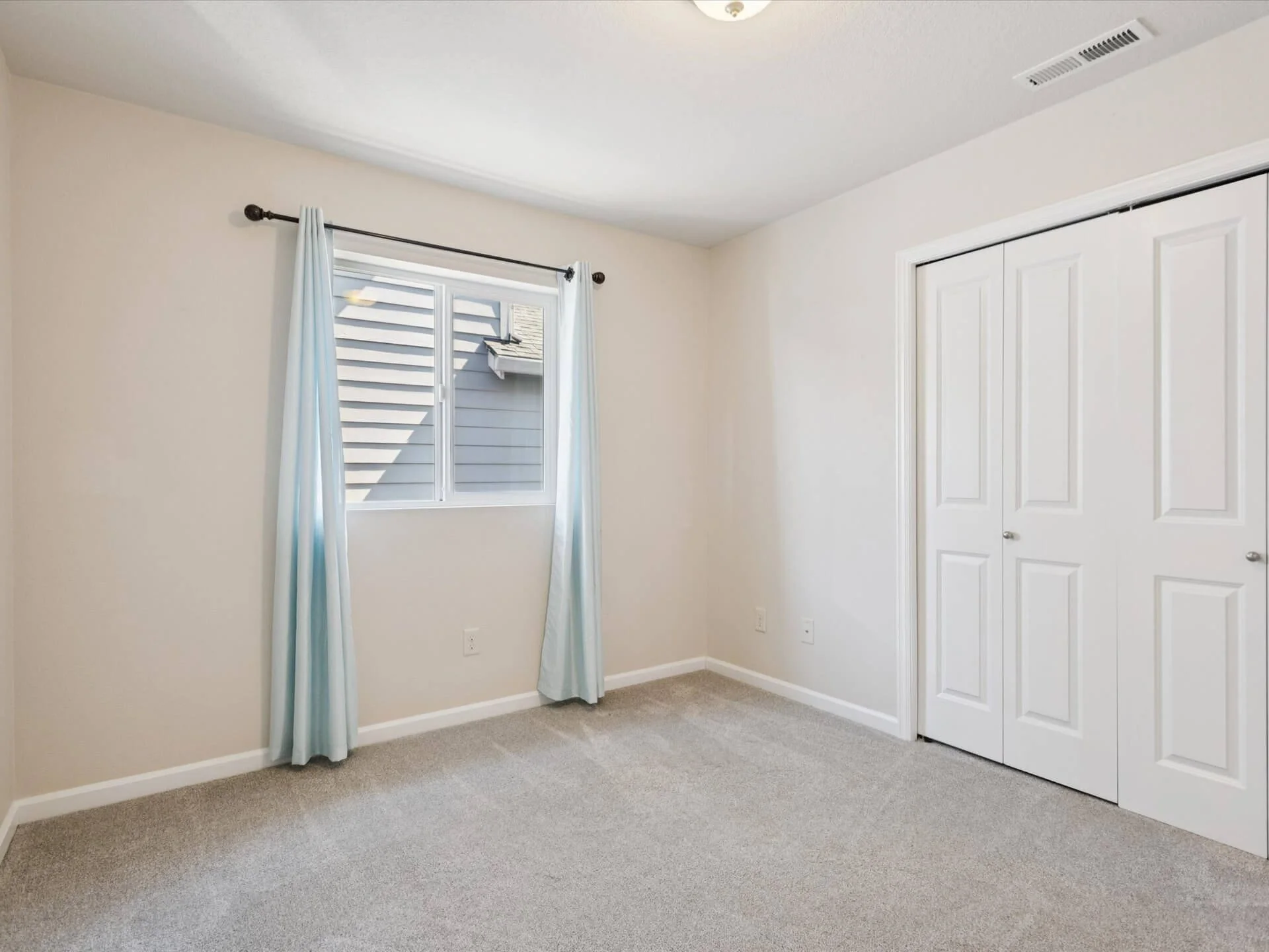 29-SE Taralon Drive - Happy Valley - 141.jpg