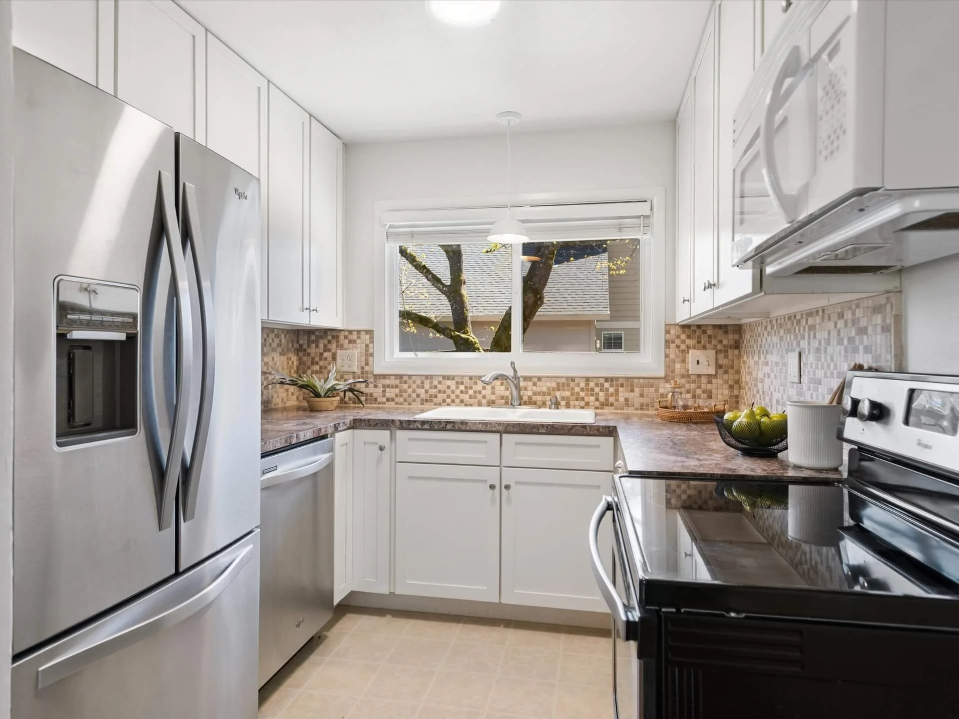 16-SW Coral St - Tigard - 076.jpg