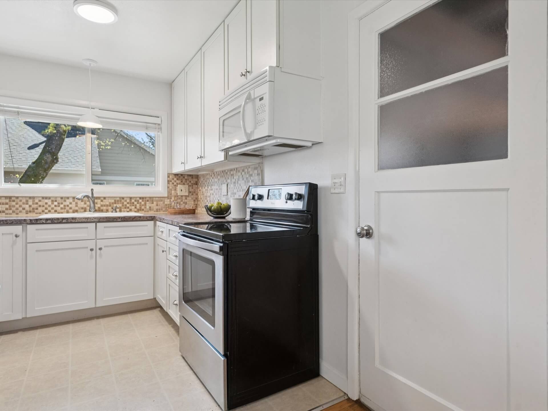 18-SW Coral St - Tigard - 086.jpg