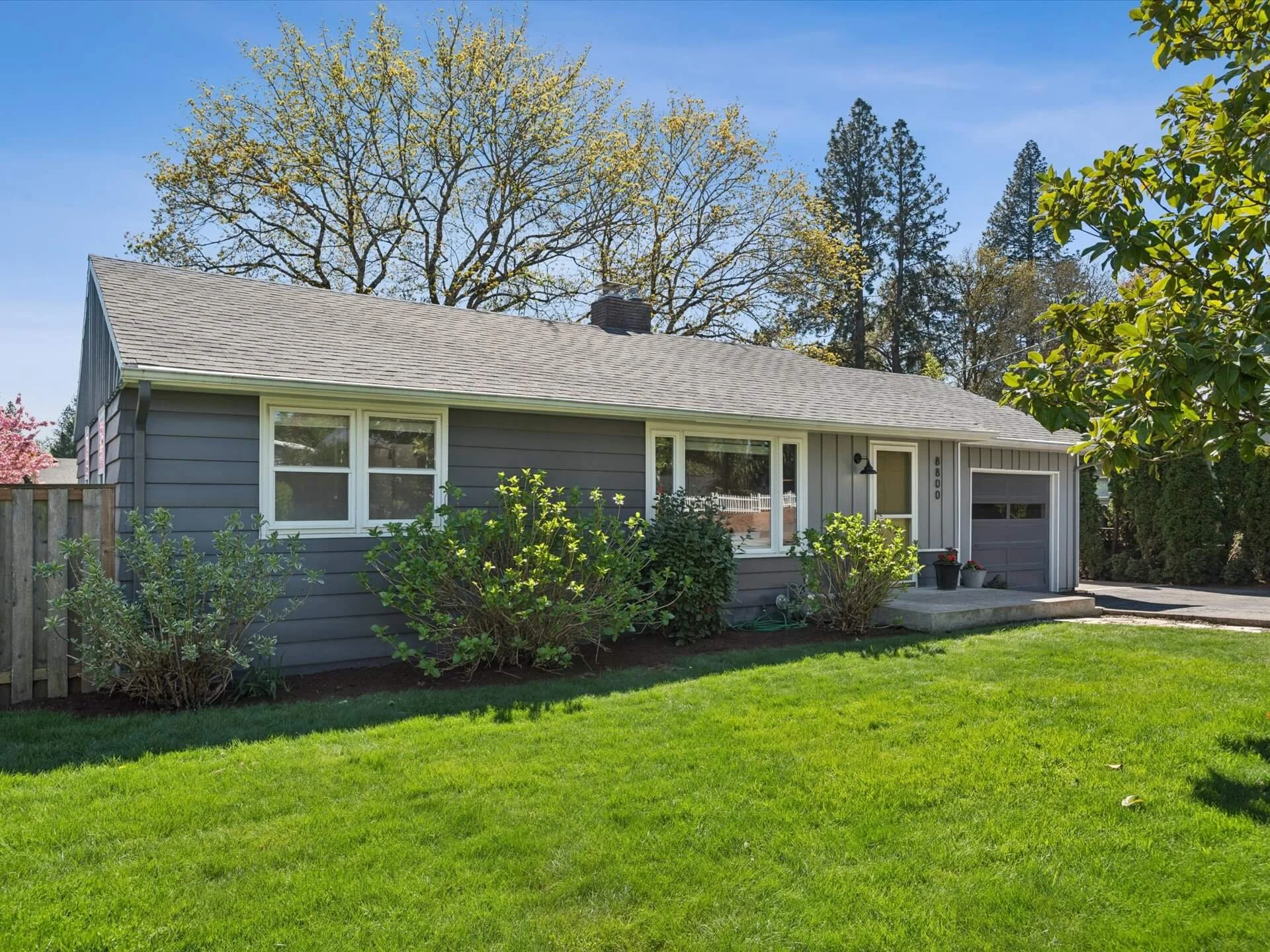 8800 SW Coral St <strong>$420,000 </strong&gt