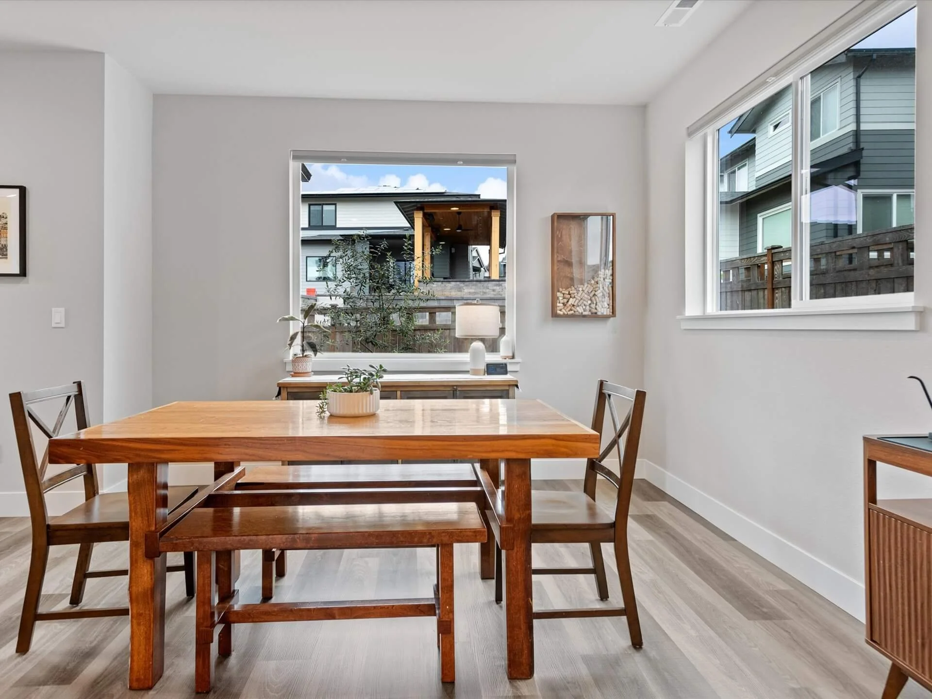 17-SE Snow Blanket Terrace - Happy Valley - 081.jpg