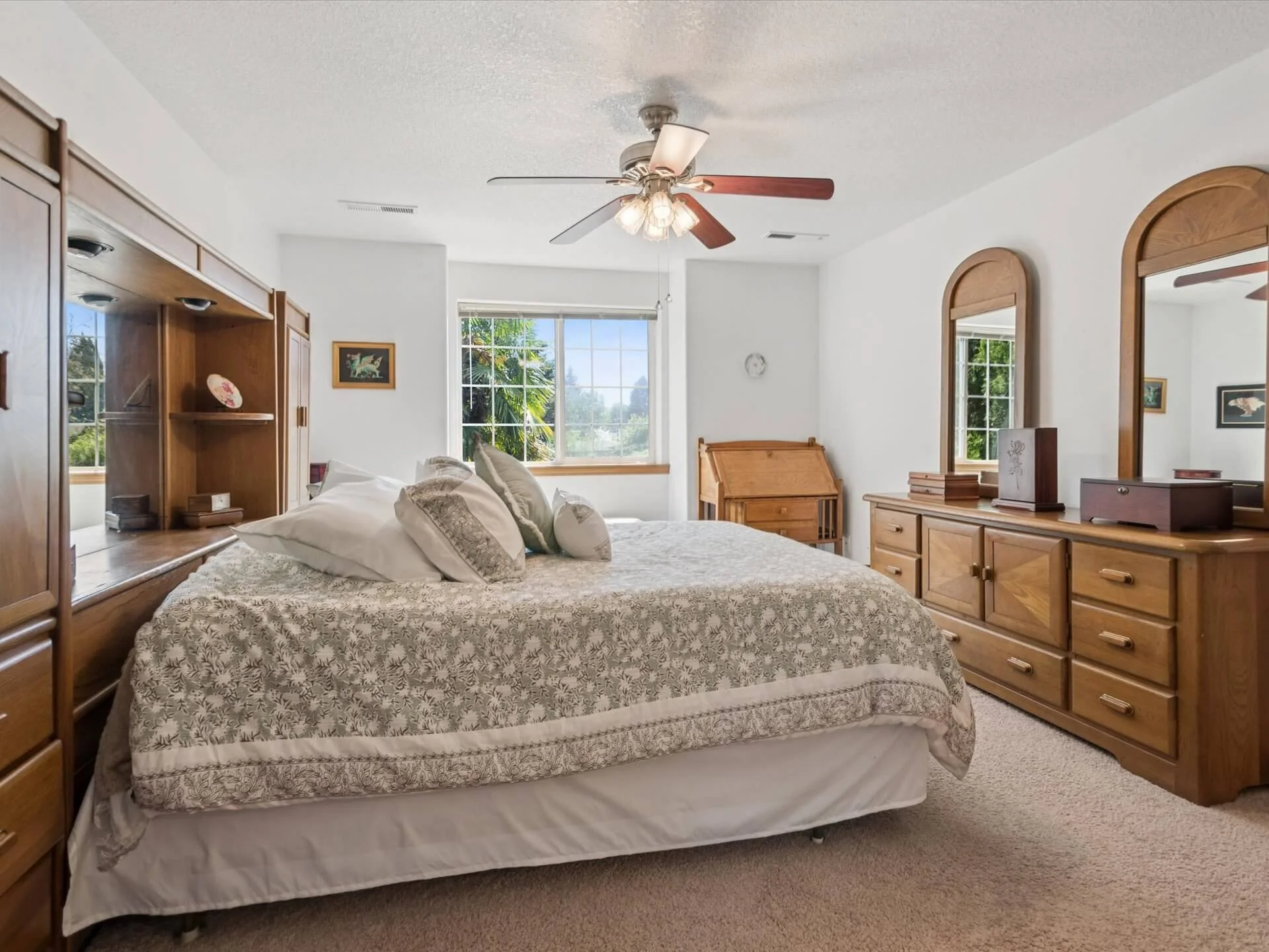 21-SE 18th Ave. - Hillsboro - 101.jpg