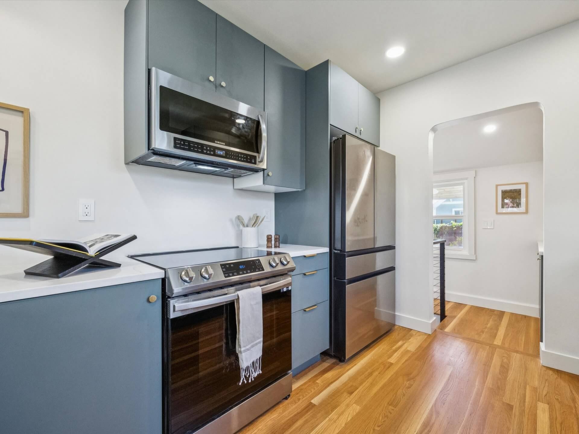13-N Detroit Ave, Portland - 20260511 - 061.jpg