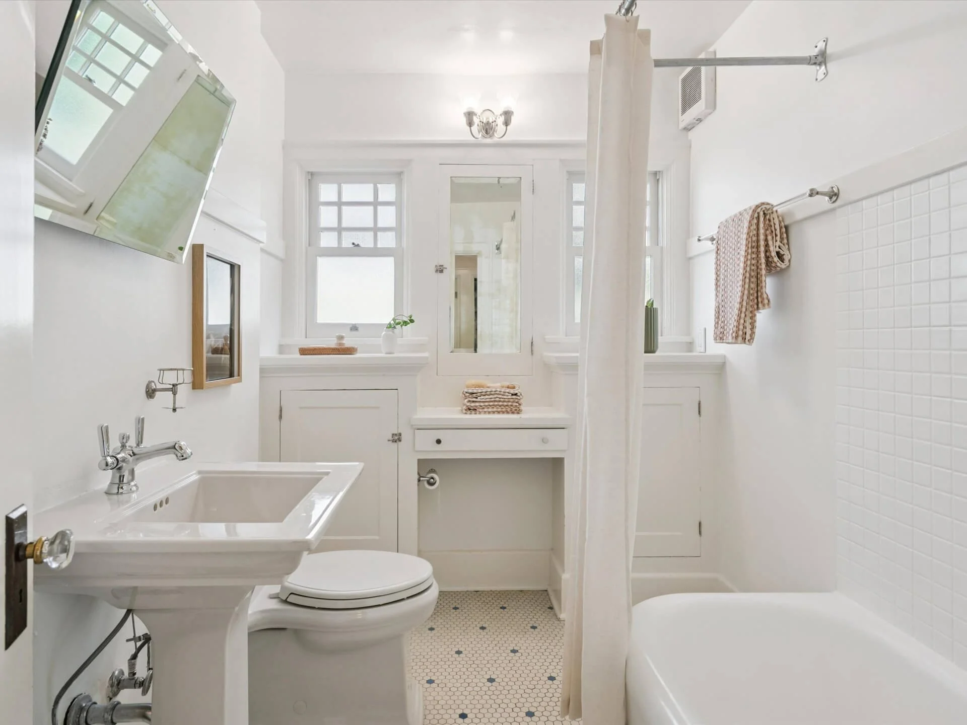 26-SE Ankeny St. - Portland - 126.jpg
