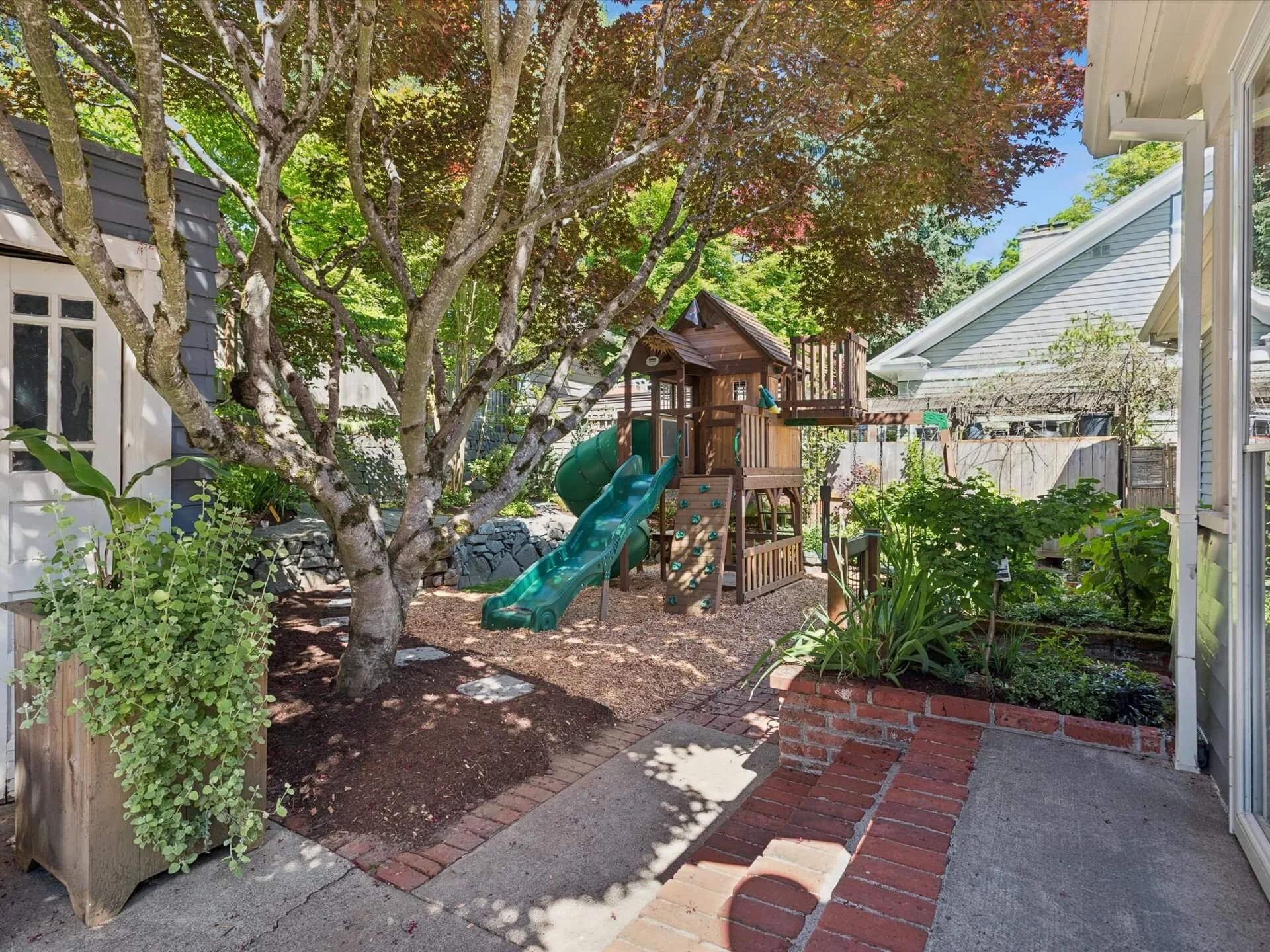43-SE Ankeny St. - Portland - 211.jpg
