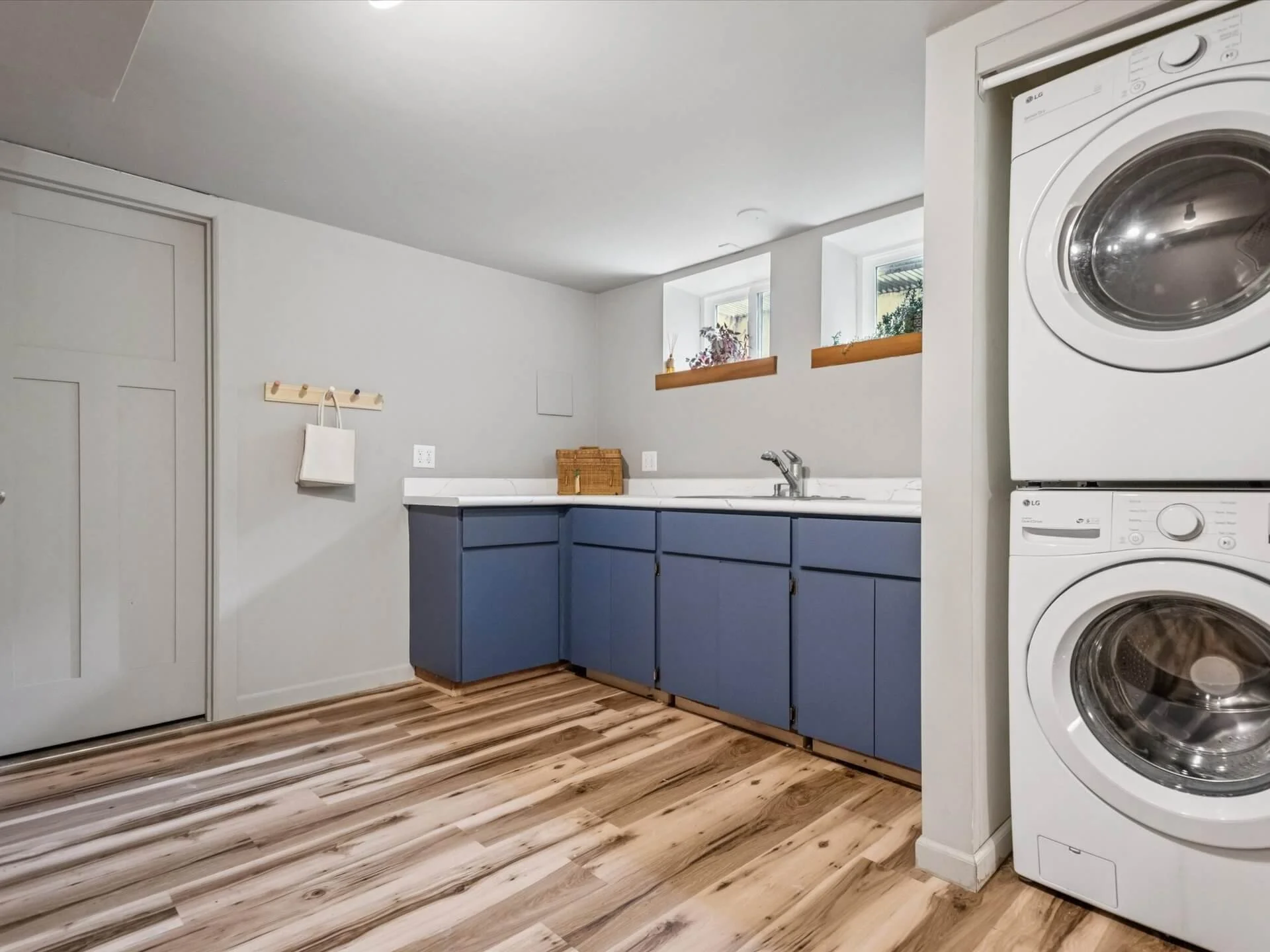 35-SW Nevada Terrace - Portland - 171.jpg