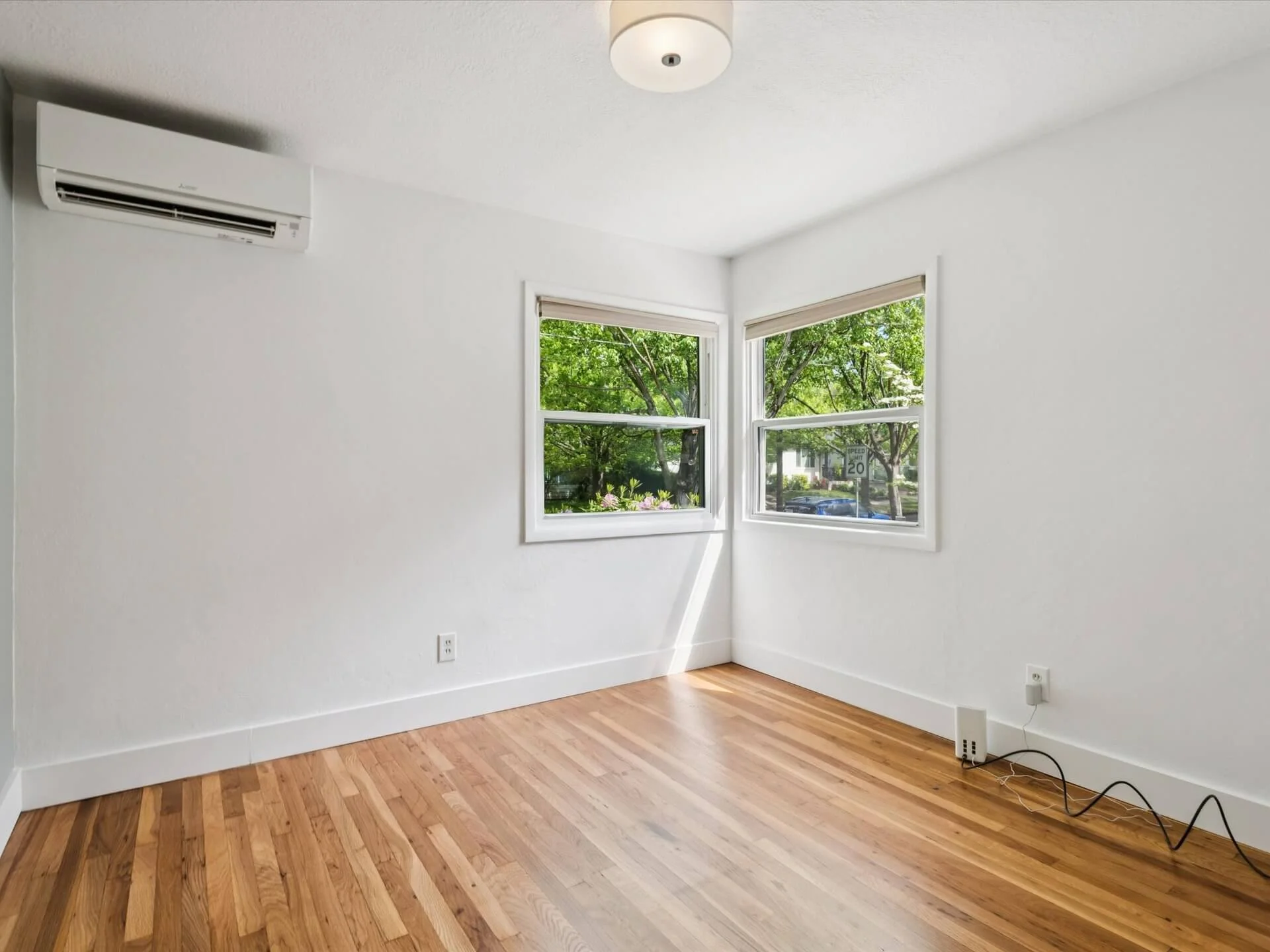 21-N Villard Ave. - Portland - 101.jpg