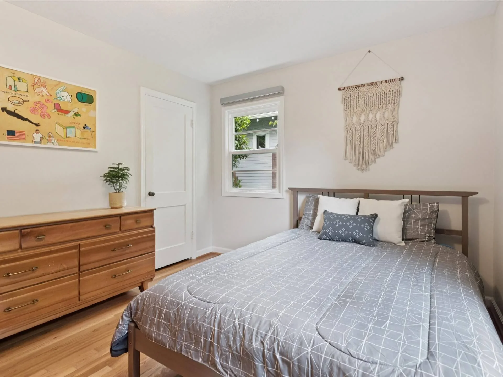 18-SE Tibbetts St. - Portland - 086.jpg