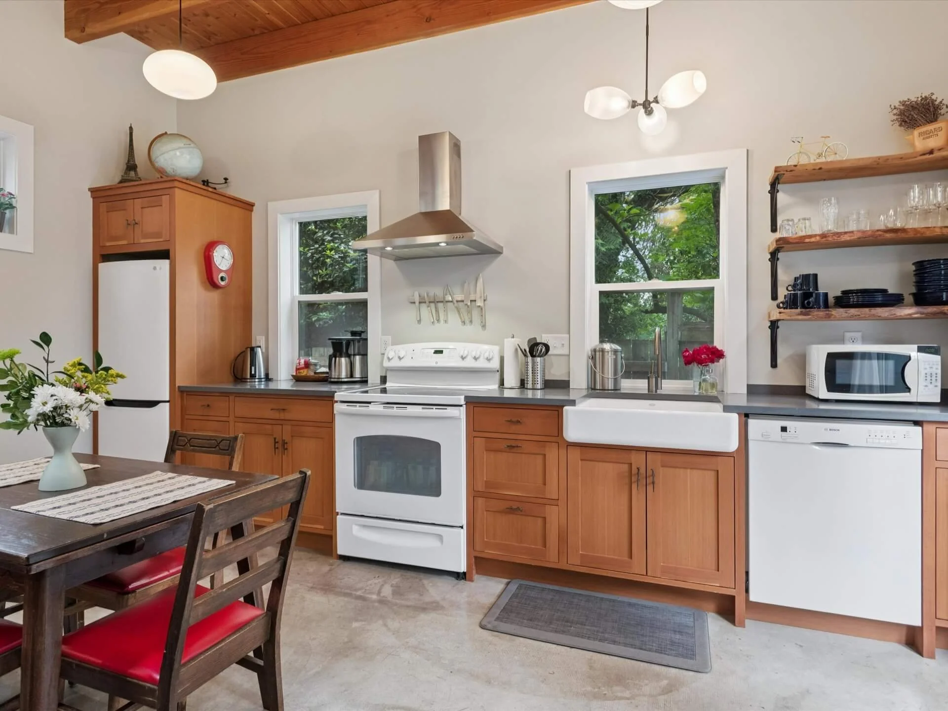 37-SE Tibbetts St. - Portland - 181.jpg