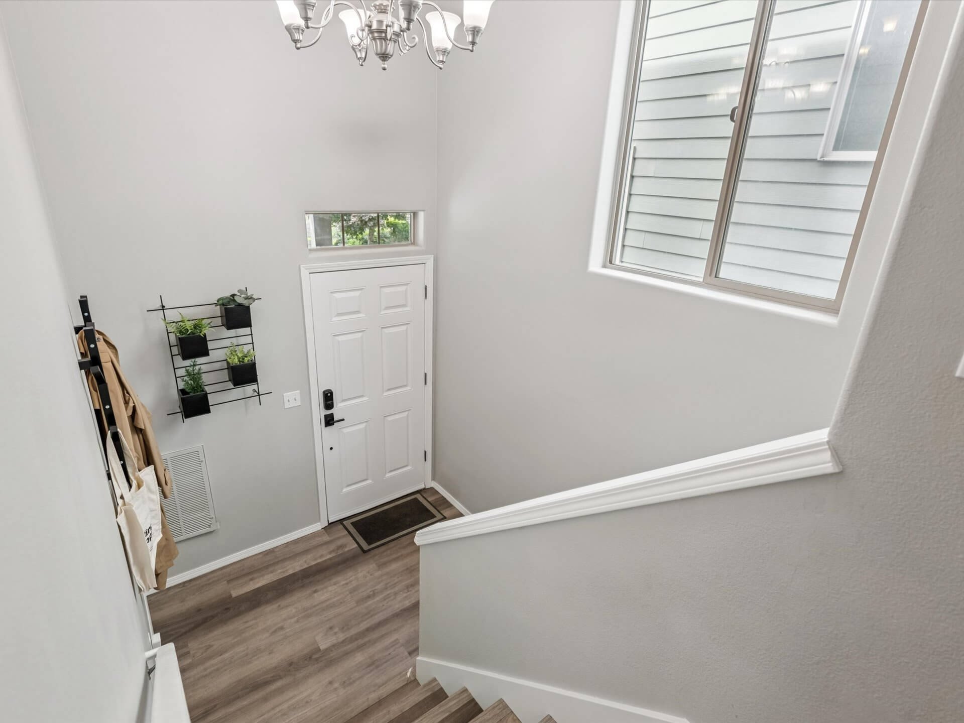 04-SW Stone Ridge Cir - Beaverton - 016.jpg