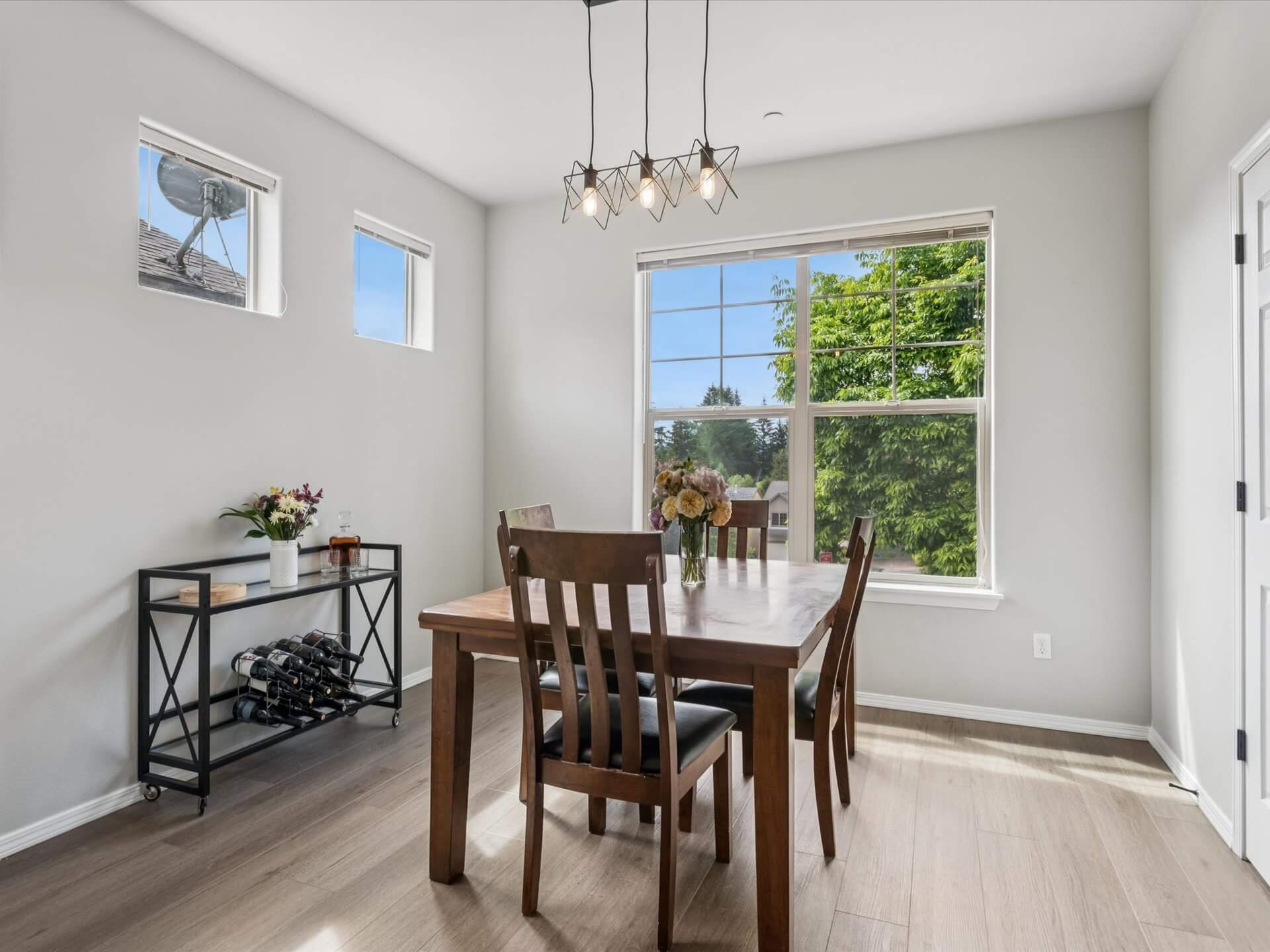 14-SW Stone Ridge Cir - Beaverton - 066.jpg